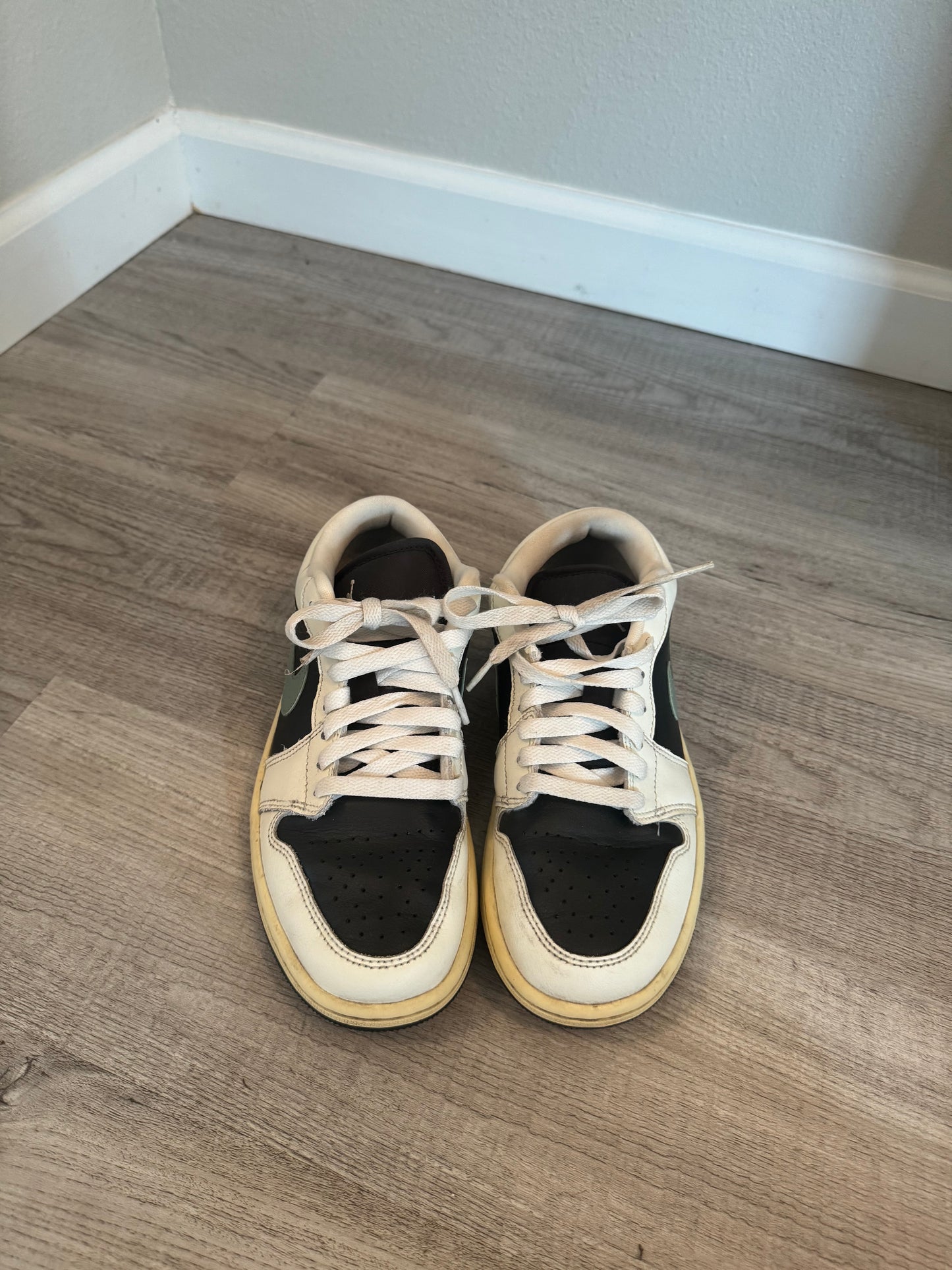 Nike Air Jordan 1 Low Men’s Size 6.5 Jade Smoke