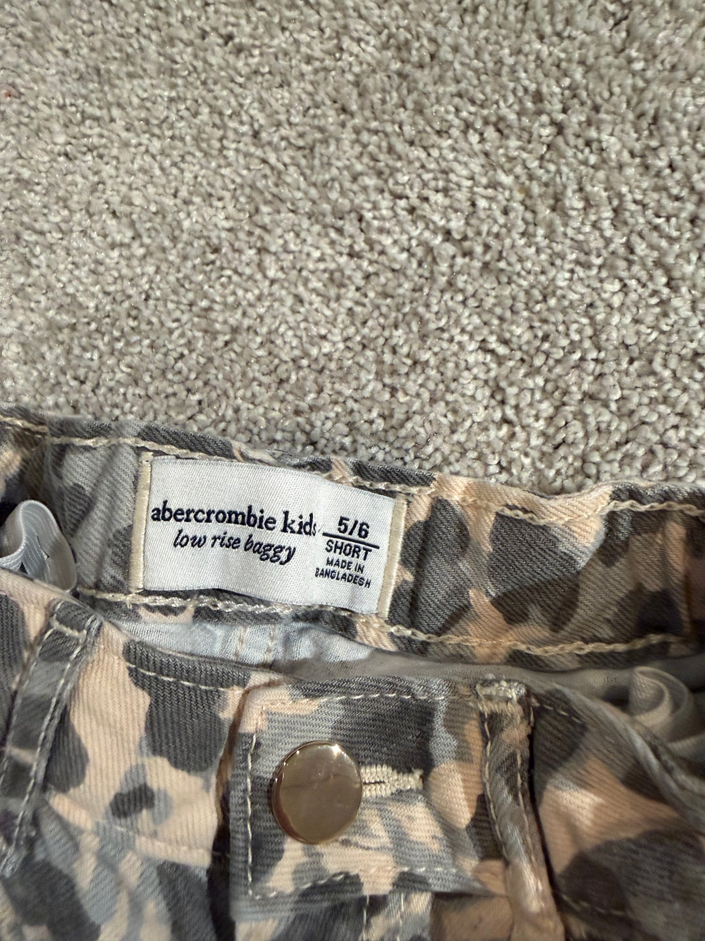 Abercrombie Kids Jeans Size 5/6 Short