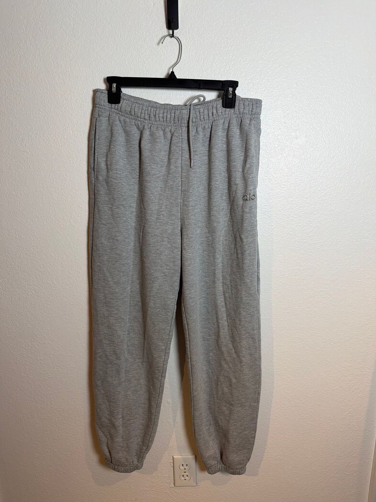 ALO gray sweatpants Size large