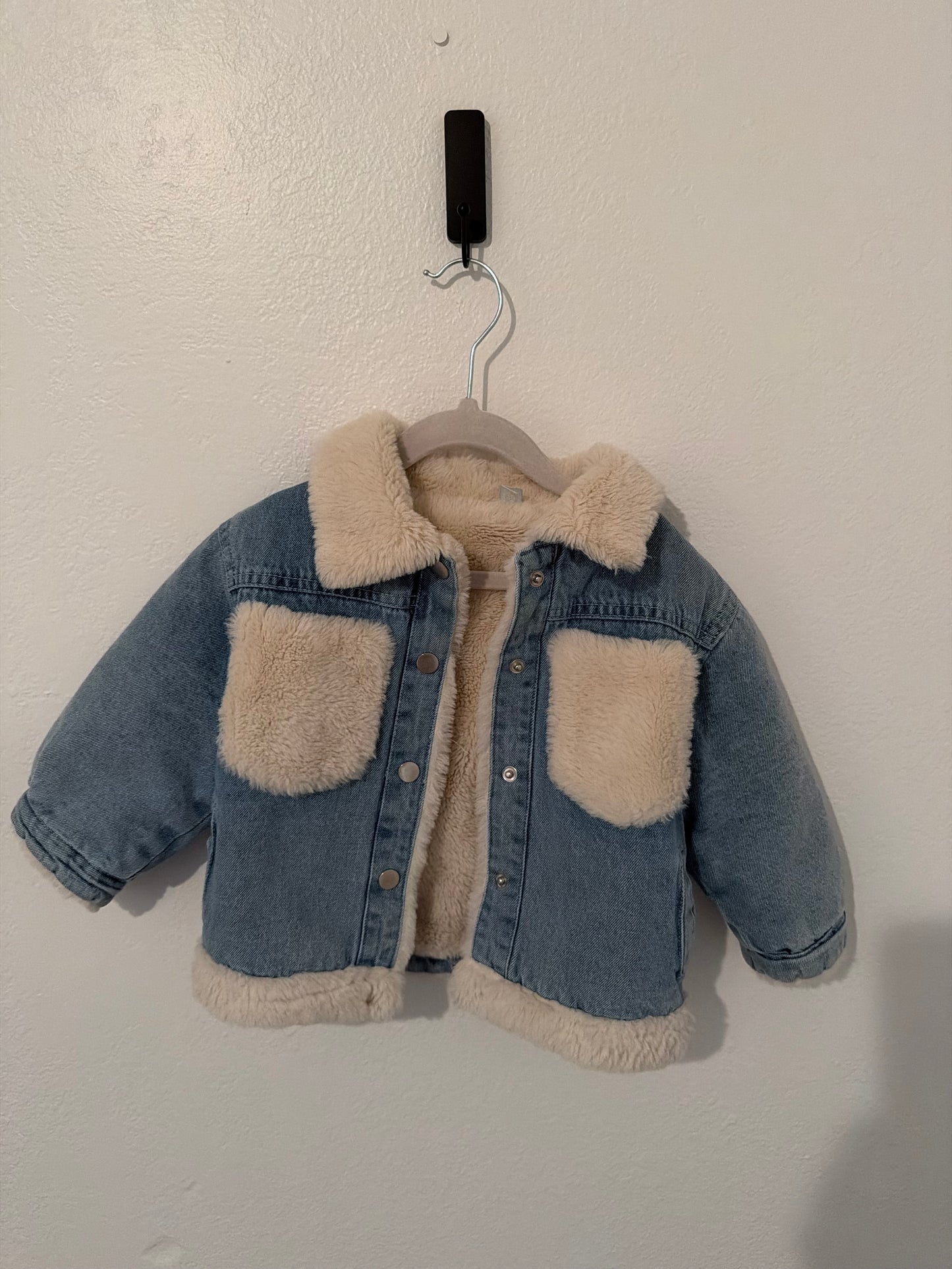 Denim Jacket w Sherpa Lining Toddler Size 4T