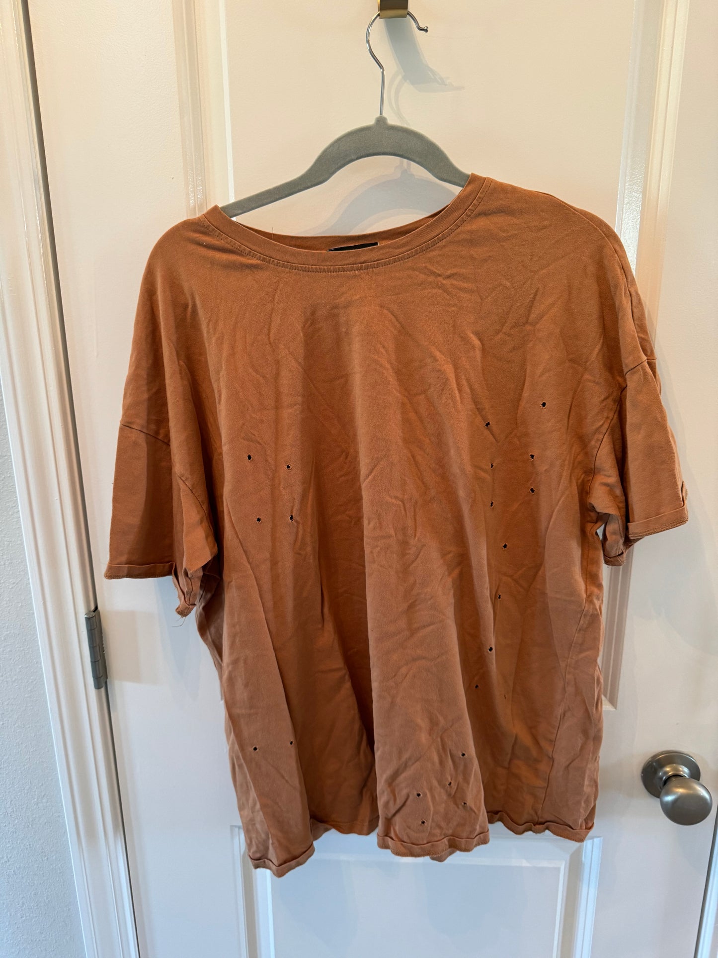 Vici Distressed Tee Size Small (oversized)