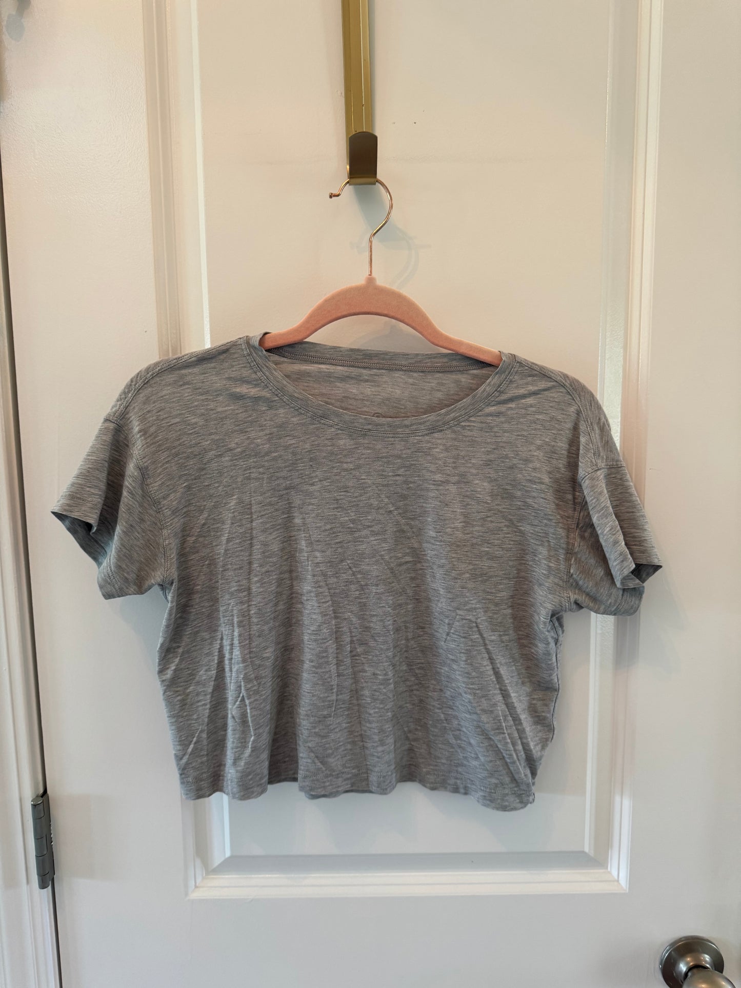 Lululemon Gray Tee Size 4