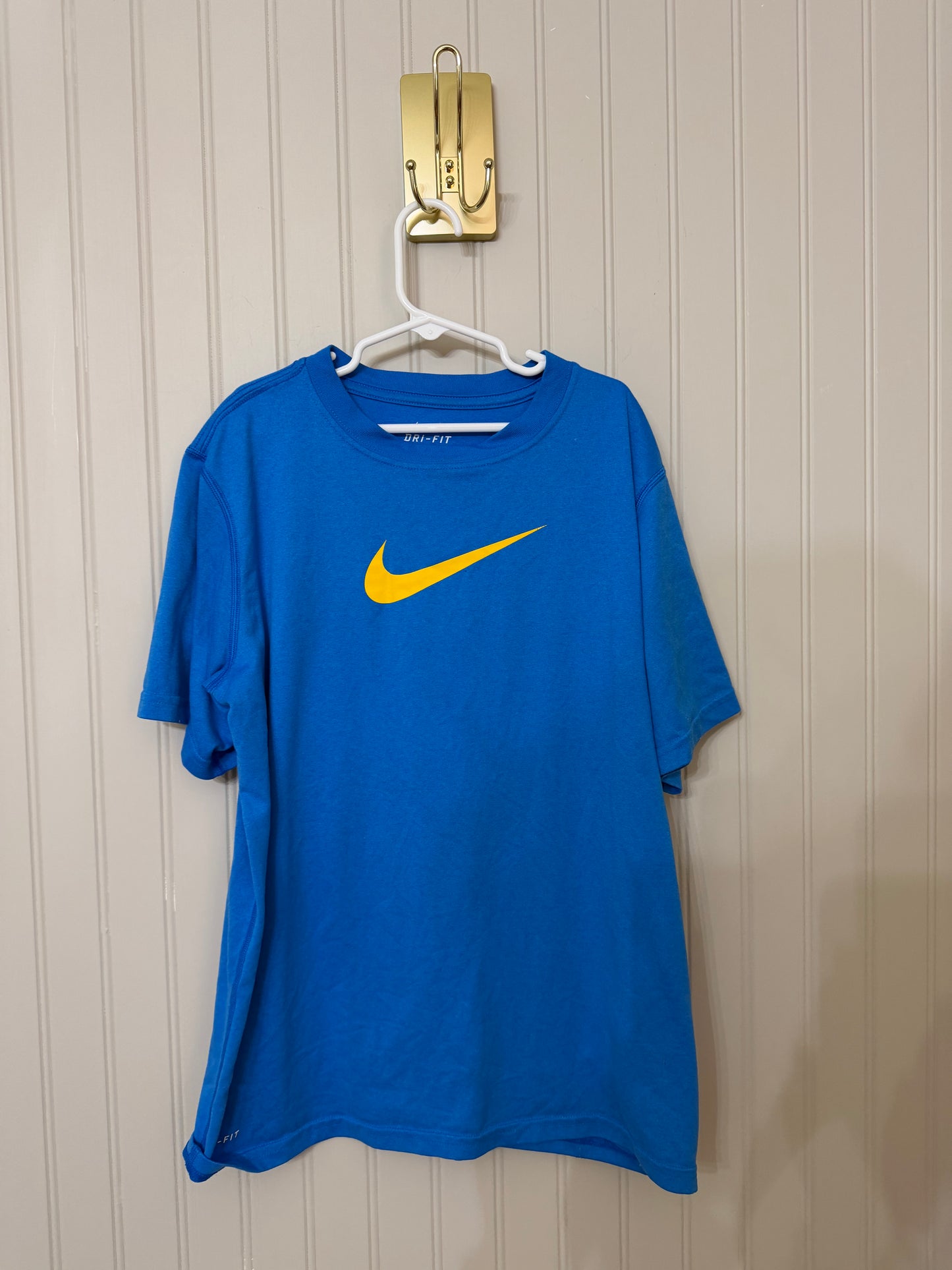 Nike Tee Youth Size Large Royal Blue