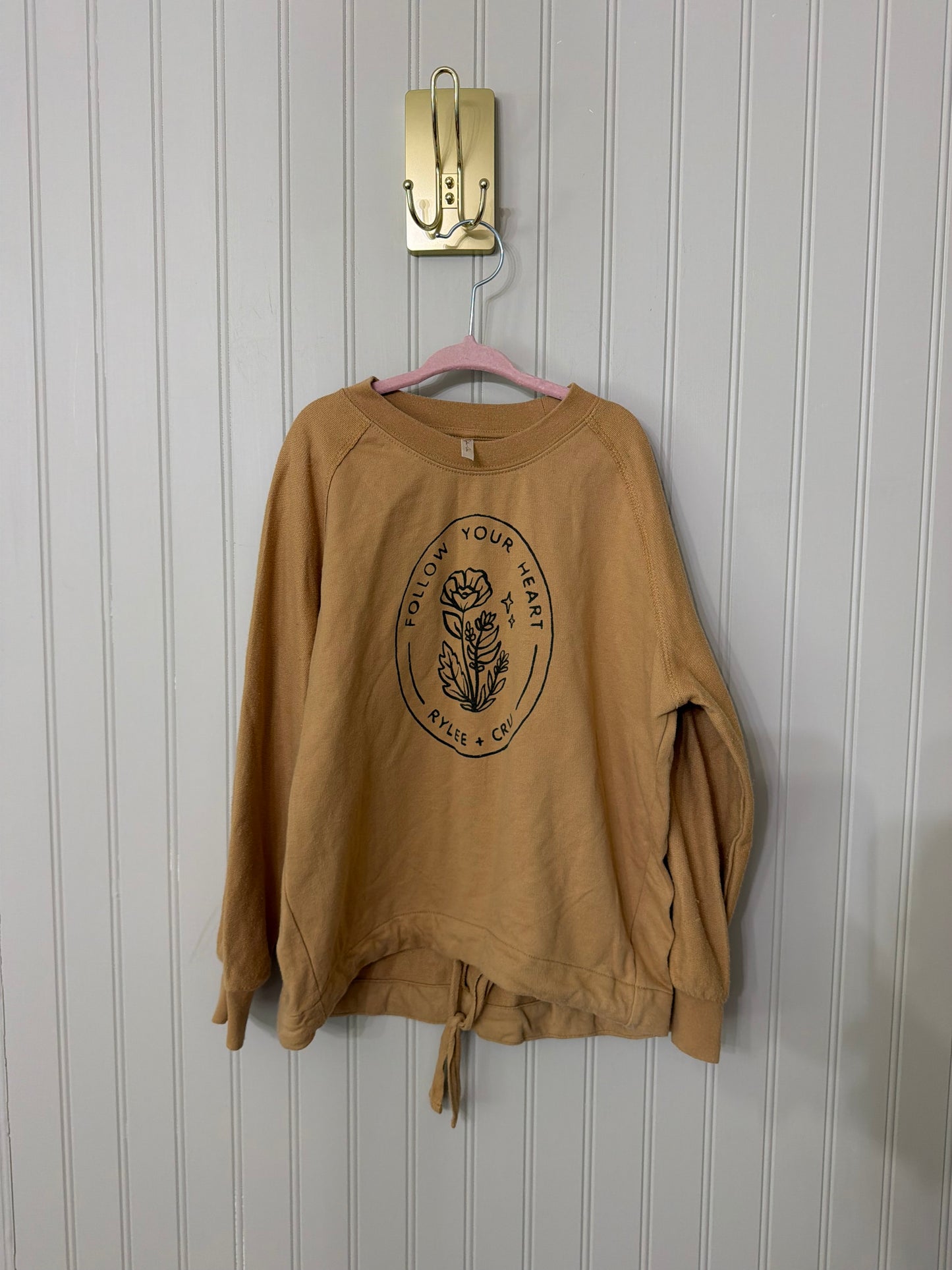 Rylee + Cru Follow Your Heart Top Girl’s Size 8-9 Years
