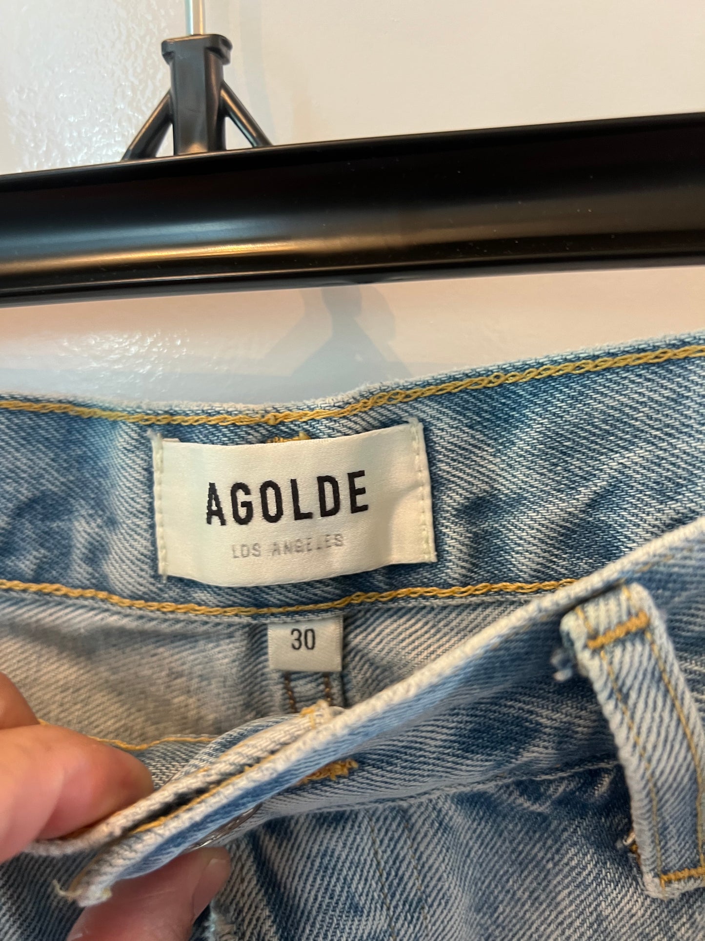 Agolde Cut Off Denim Shorts Women’s Size 30 (8)