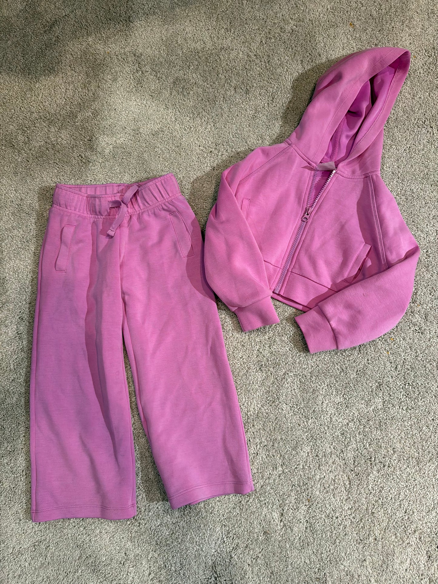 Athletic Works Outfit Size 4/5