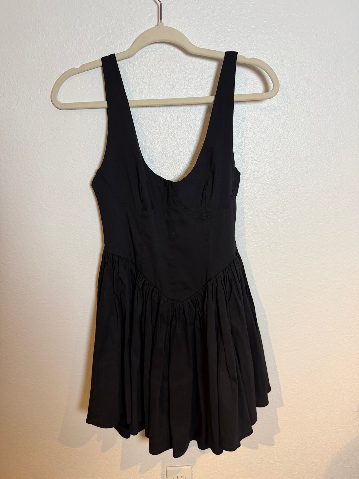 12th Tribe Black Dress Size Medium