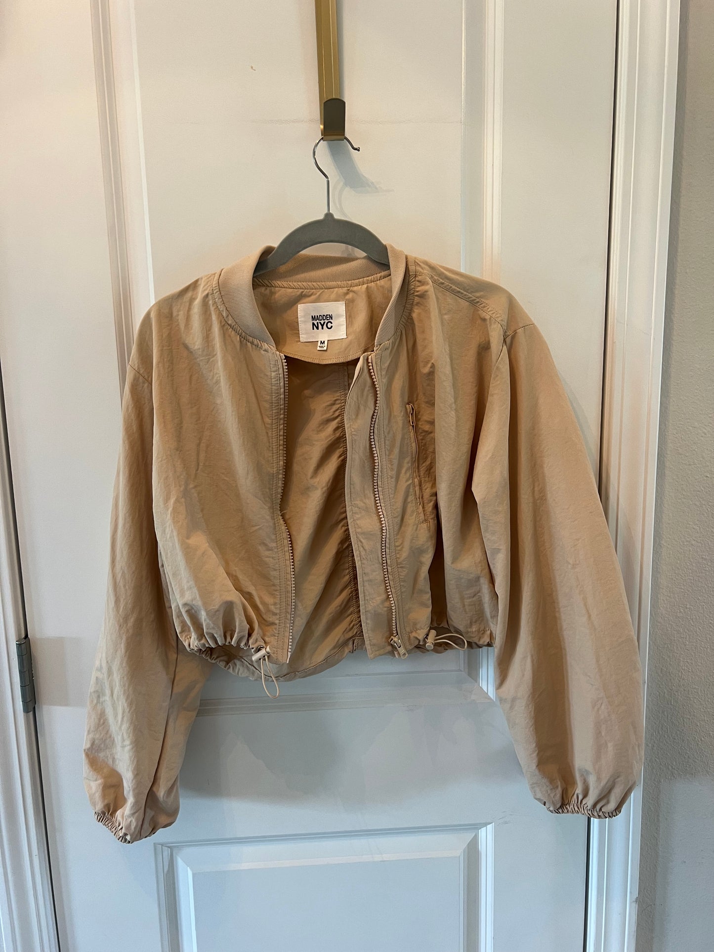 Madden NYC Cropped Jacket Women’s Size Medium Tan