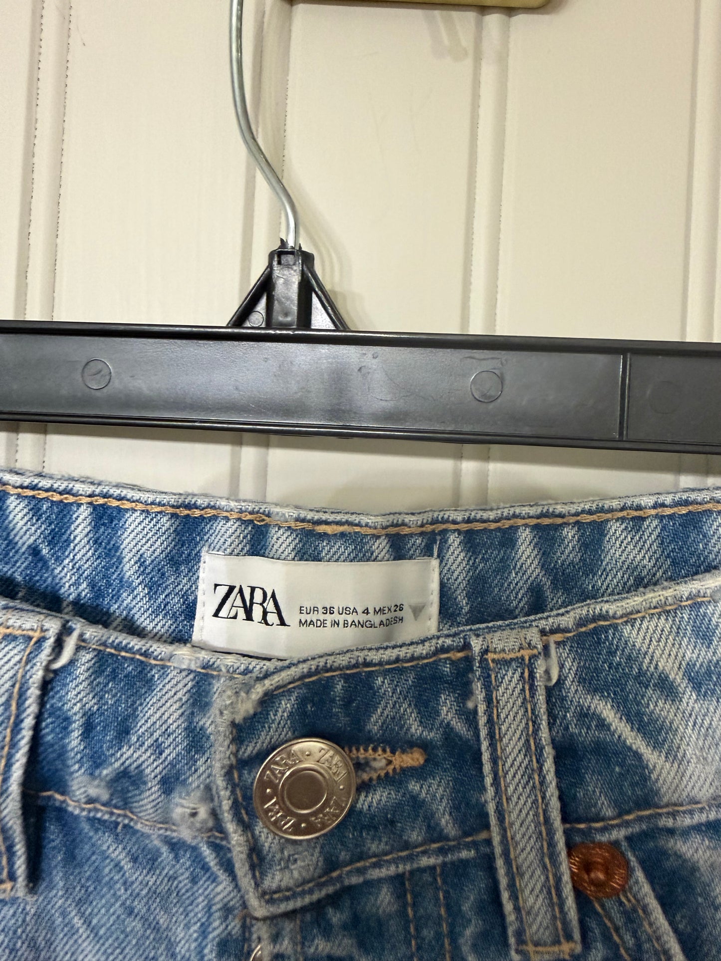 Zara Women’s Jean Shorts size 4