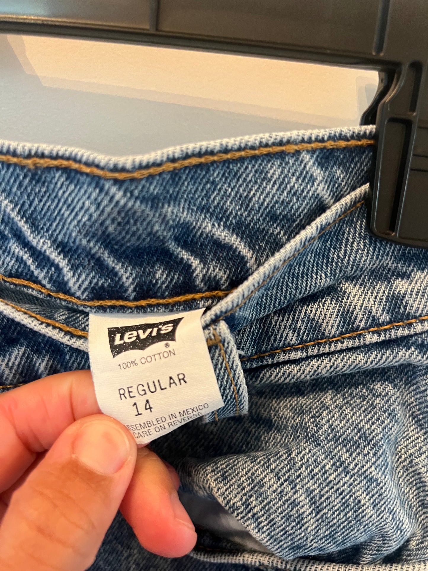 Levi’s Jeans Girl’s Size 14 Reg (Women’s Size 25)