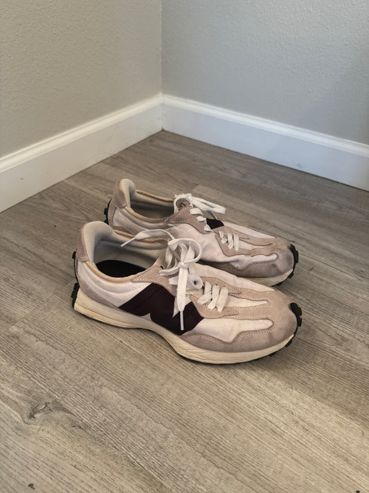 Women’s New Balance size 8