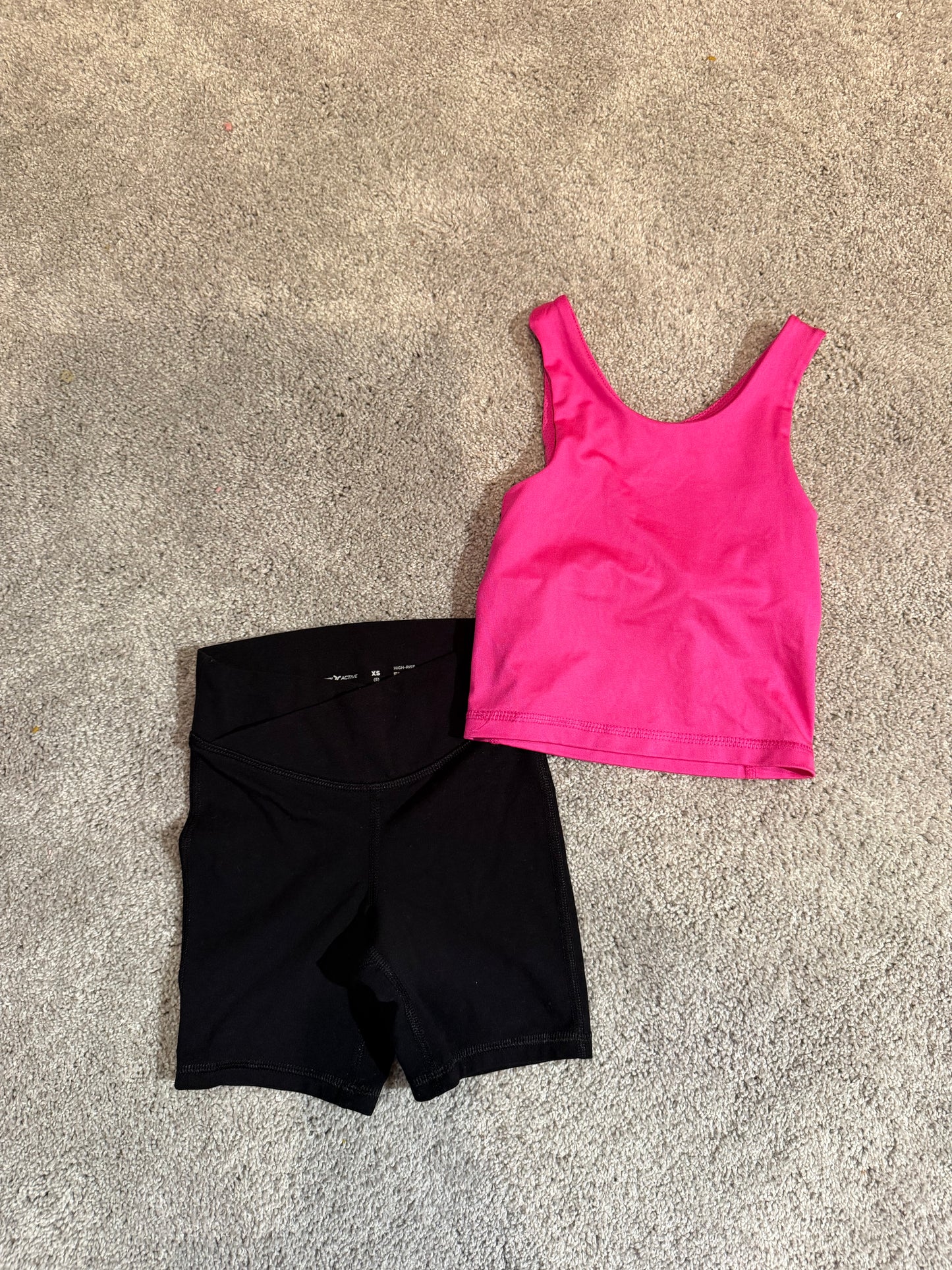 Old Navy Athletic Outfit Size 4/5