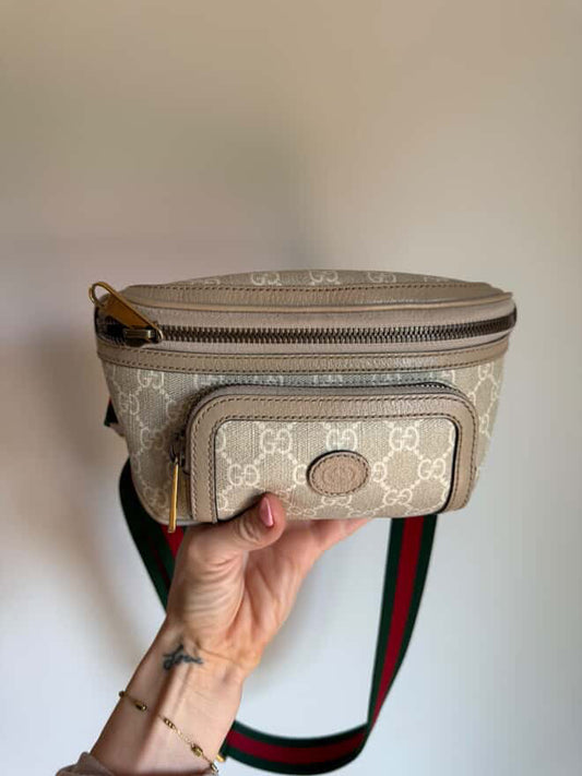 Gucci GG Supreme Monogram Calfskin Retro Interlocking G Belt Bag