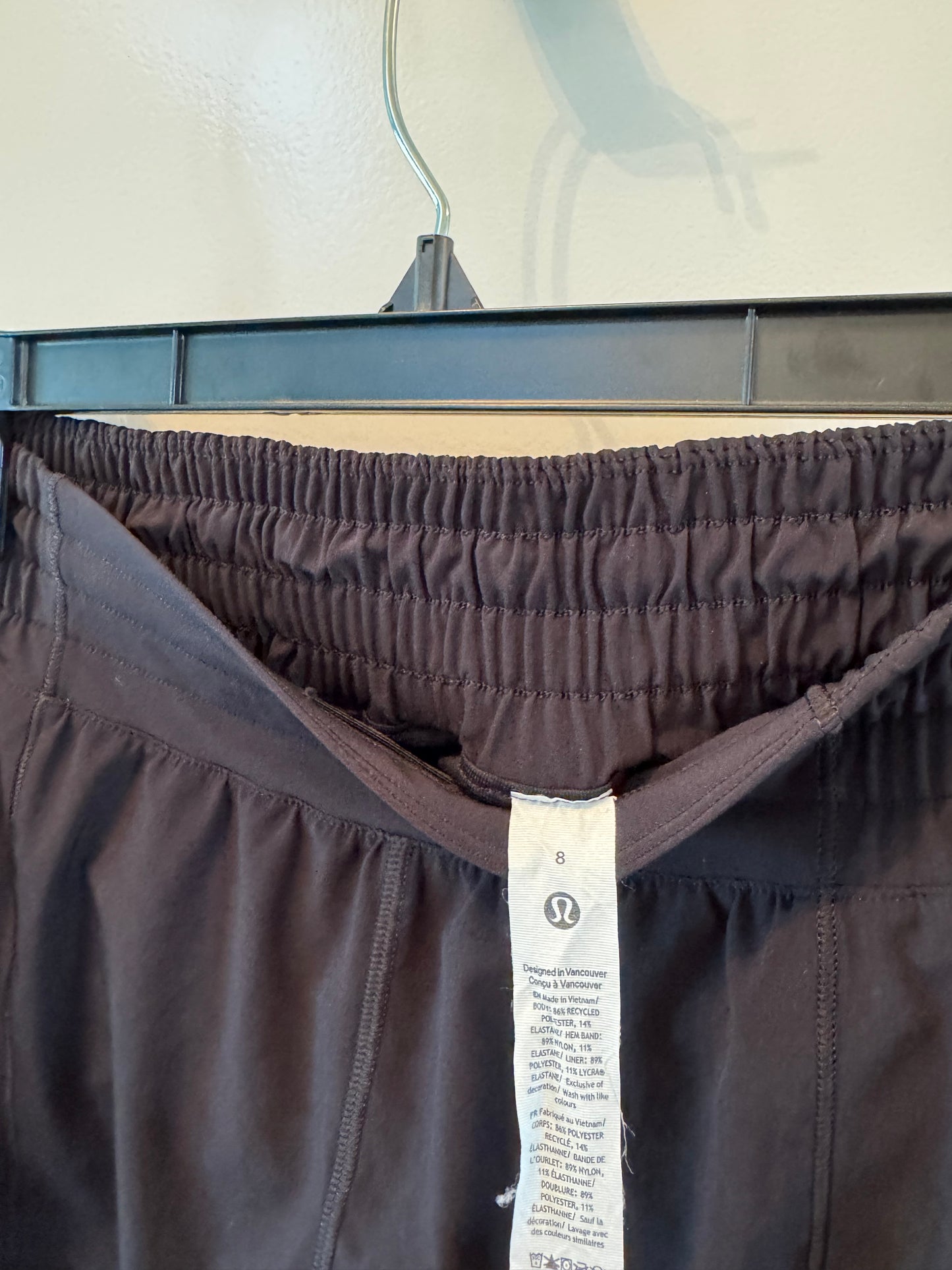 Lululemon Black Hotty Hot Shorts Women’s 8