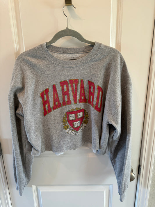 Women’s Harvard Cropped Sweatshirt Size Large