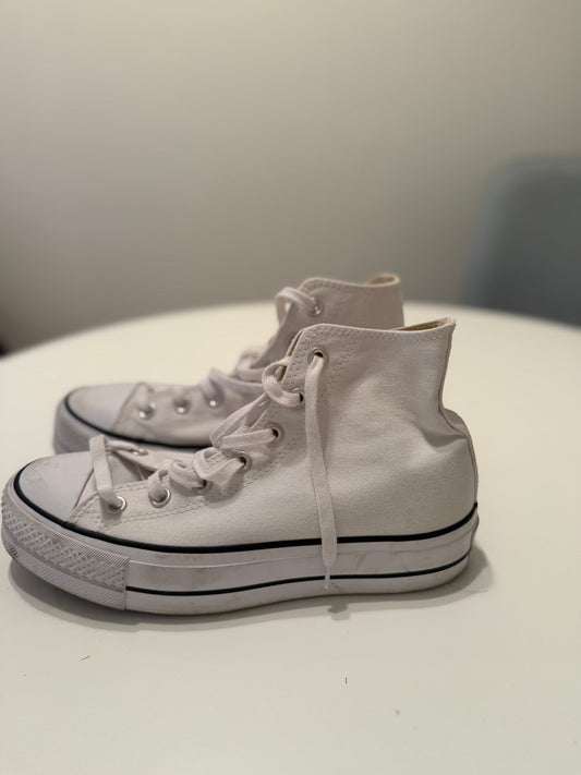 Converse High-Top Sneakers Women’s 6 White