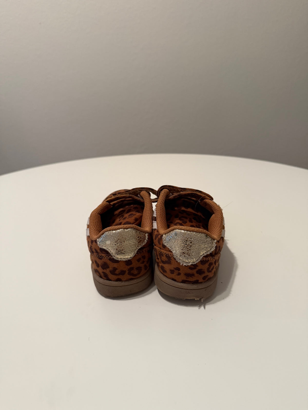 Cat & Jack Shoes Size 10