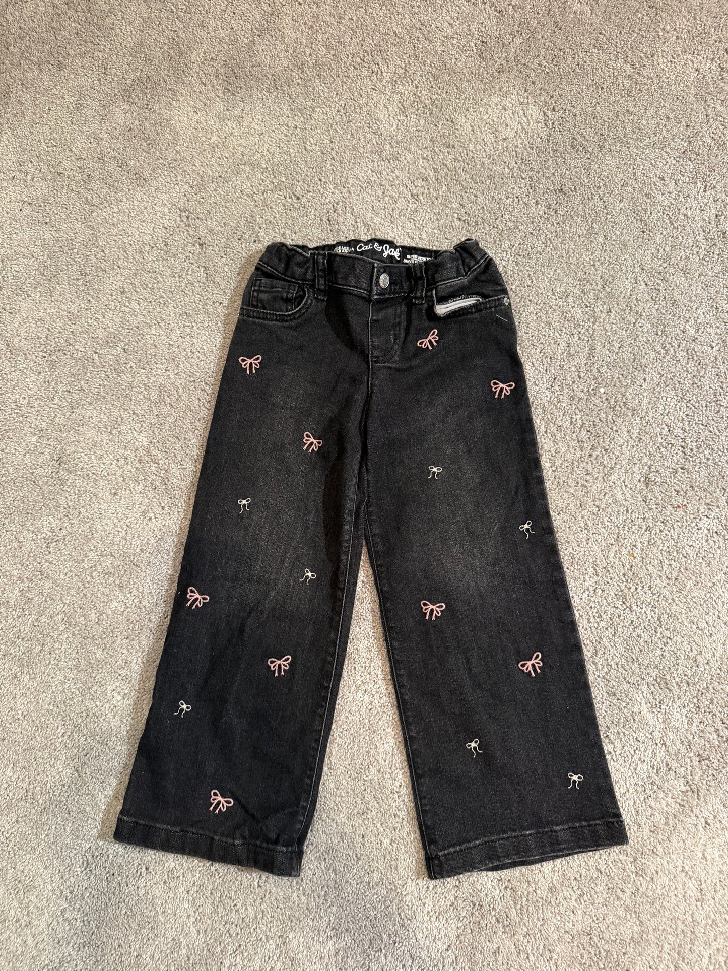 Cat & Jack Bow Jeans Size 5
