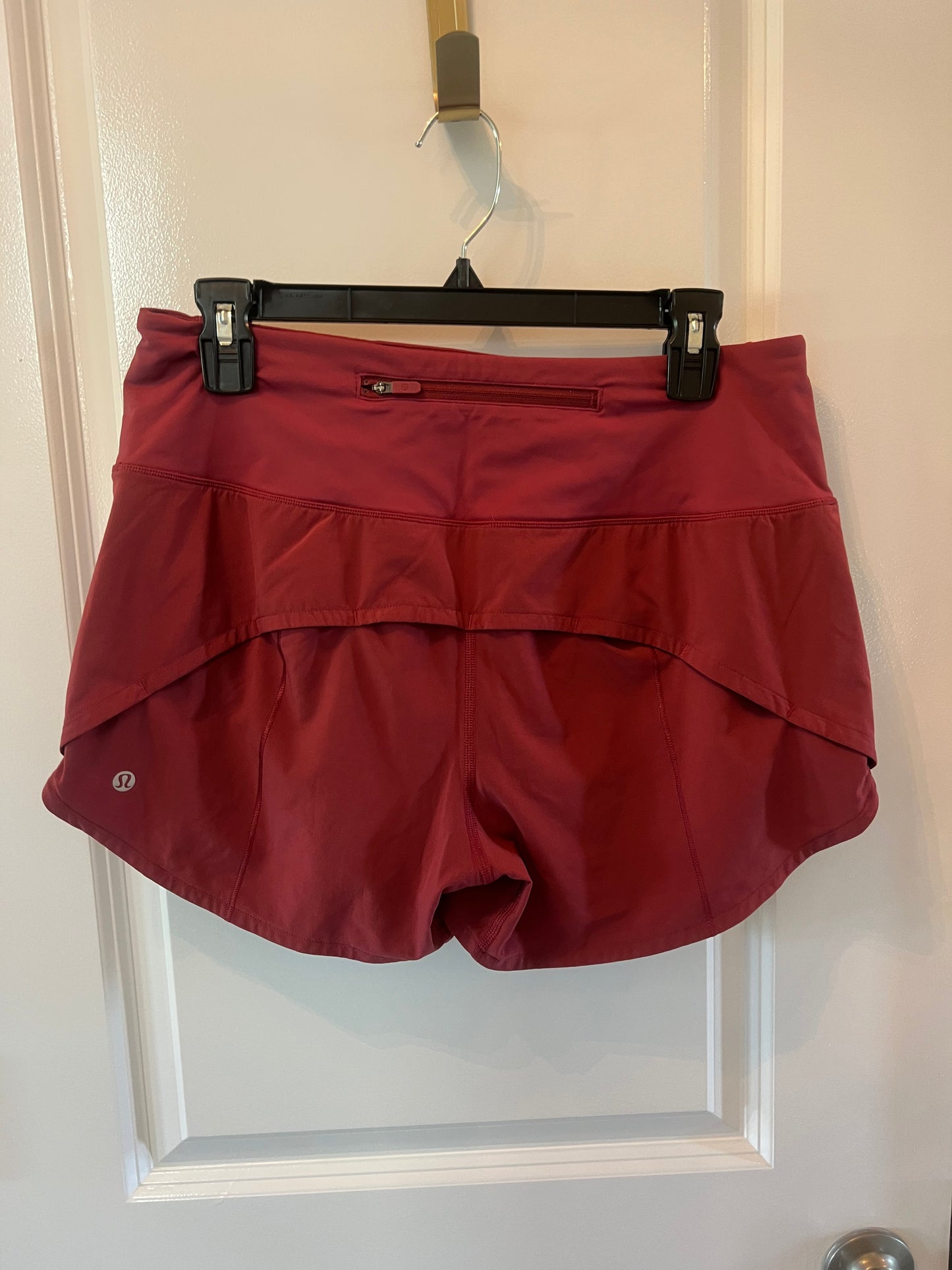 Lululemon Active Shorts Women’s Size 8 (Medium) Deep Red