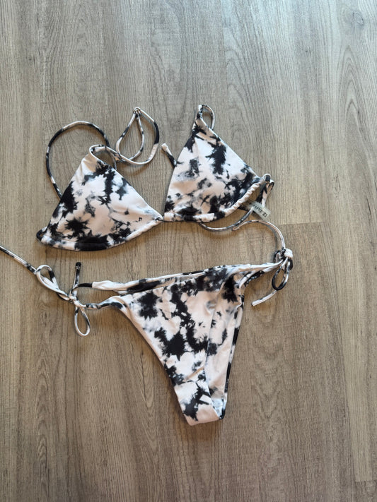 Zaful Tie Dye Swimsuit Women’s Medium