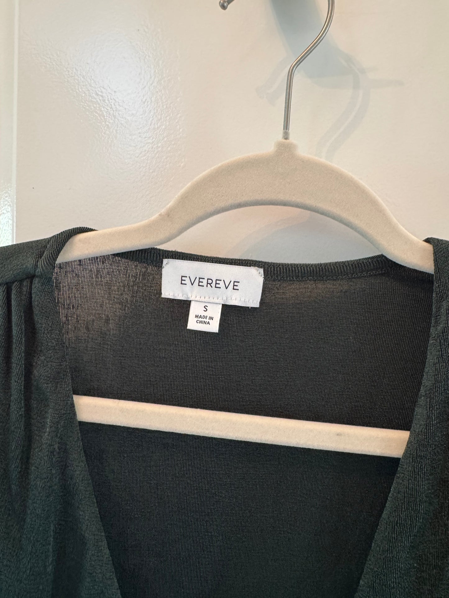 Evereve Wrap Top Women’s Small Black