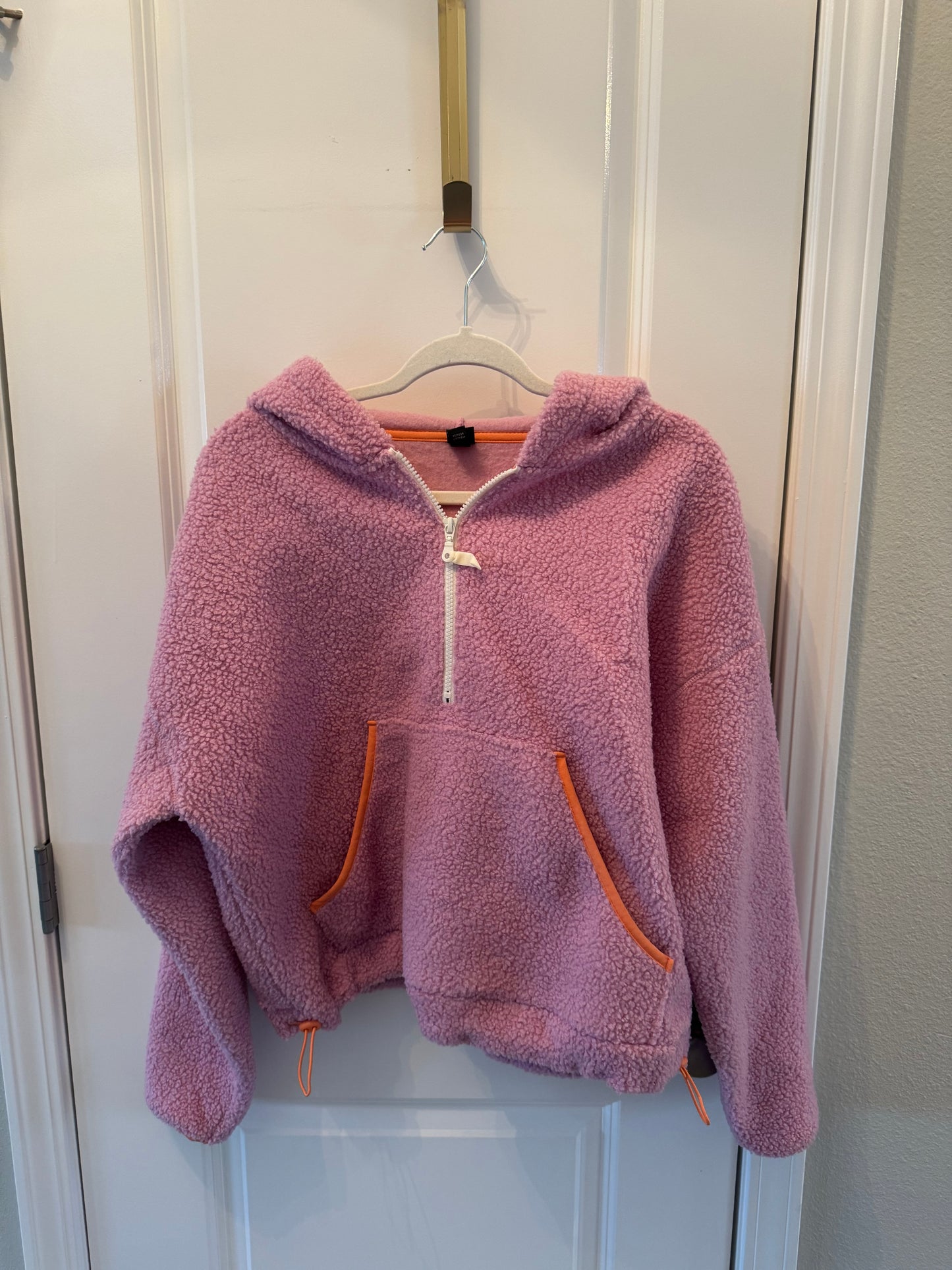 Wild Fable Sherpa Pullover Size Small