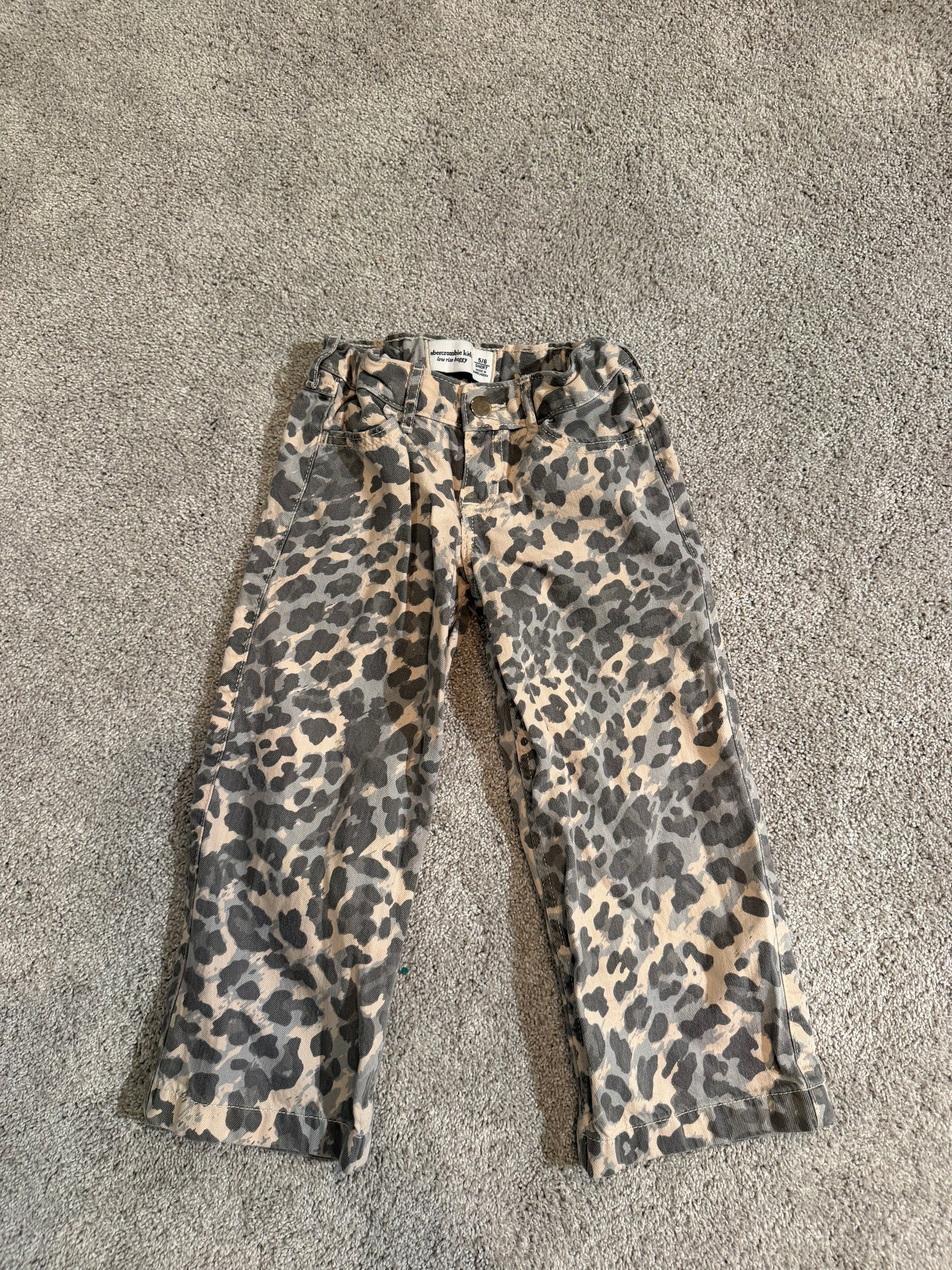 Abercrombie Kids Jeans Size 5/6 Short
