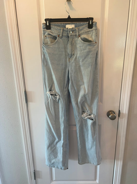 H&M Distressed Flare Jeans Women’s Size 4 Light Wash