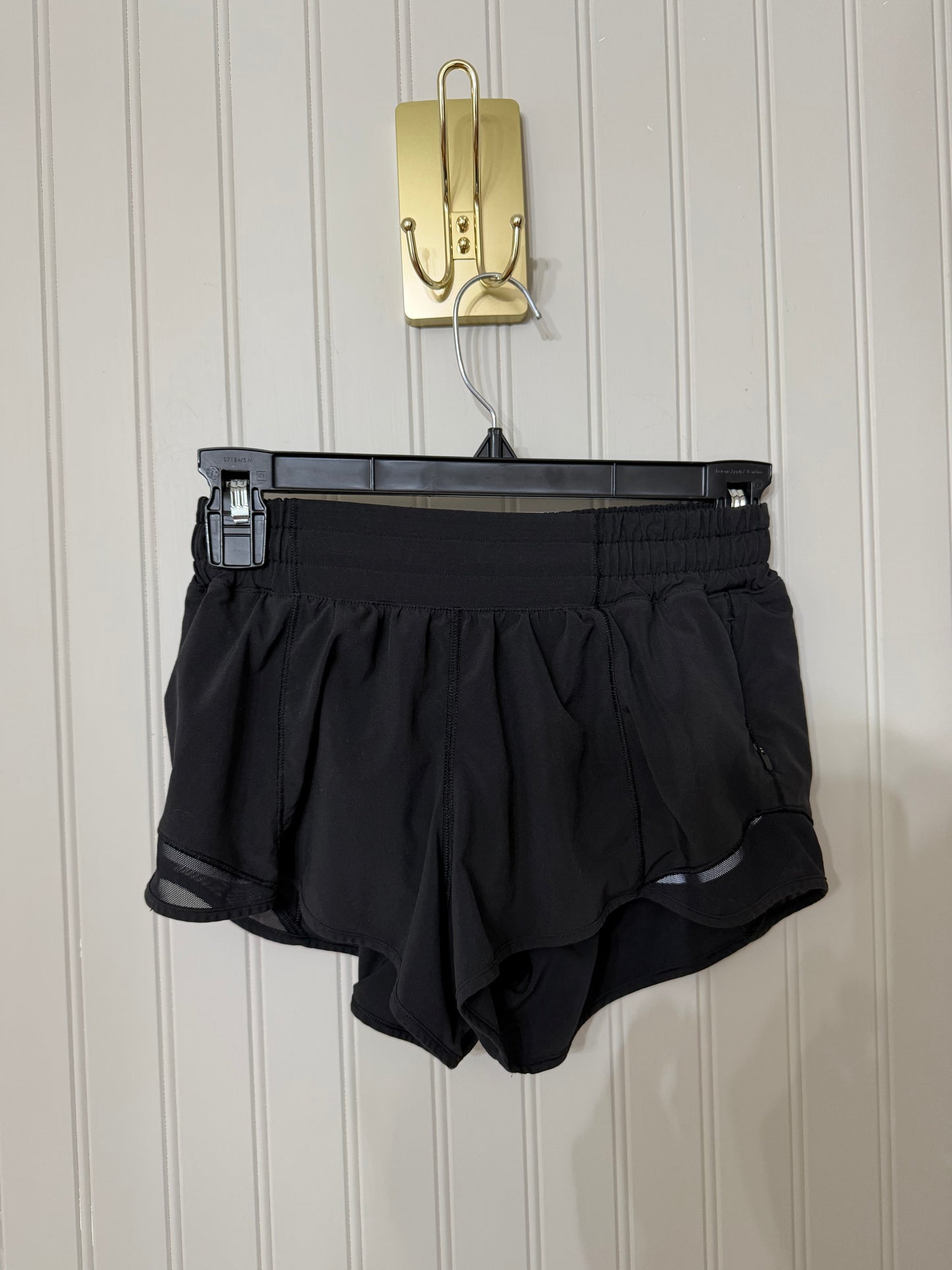 Lululemon Active Shorts Women’s Size 4 Black