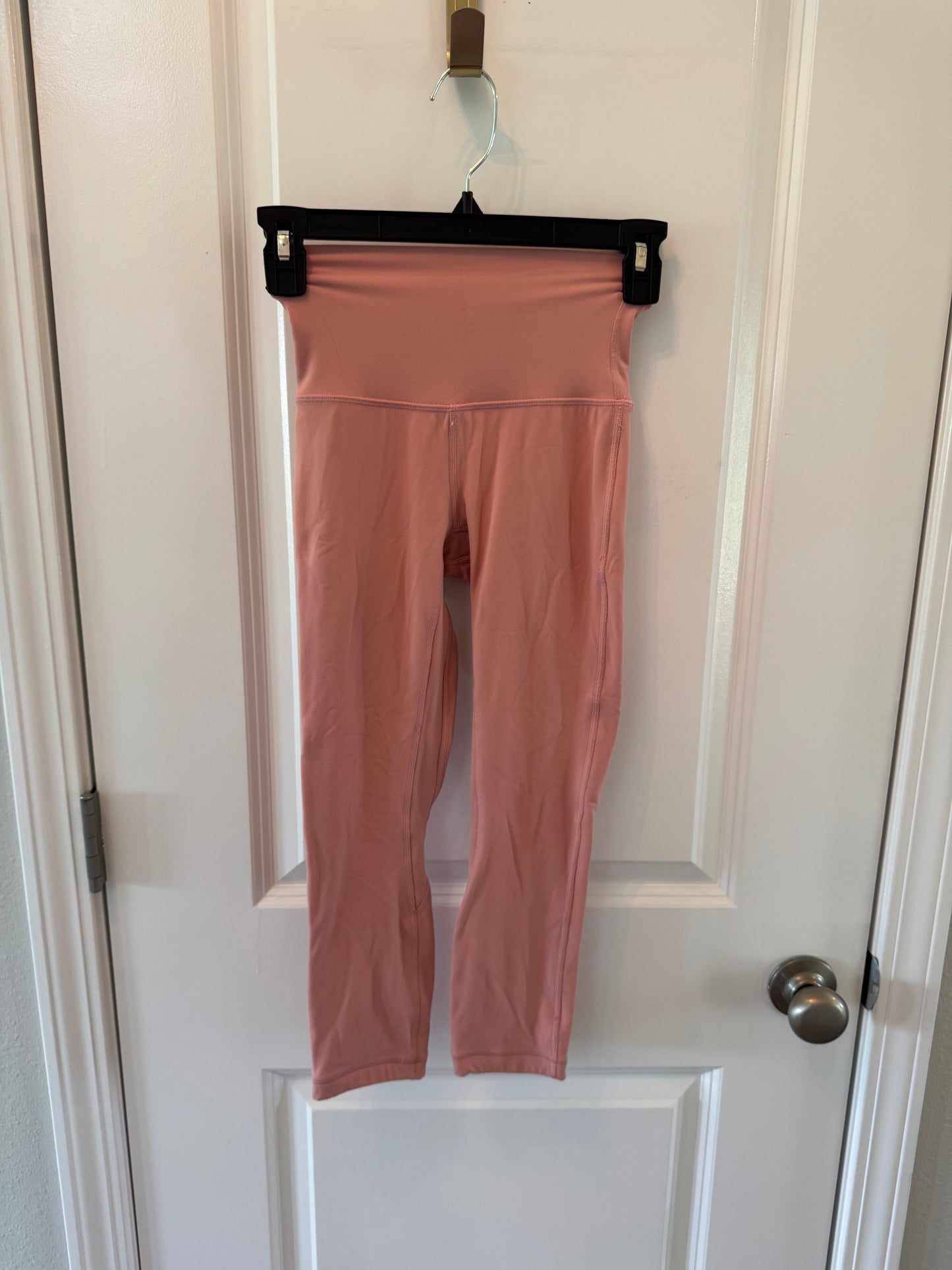 Lululemon Active Leggings Women’s Size 0 Light Peach
