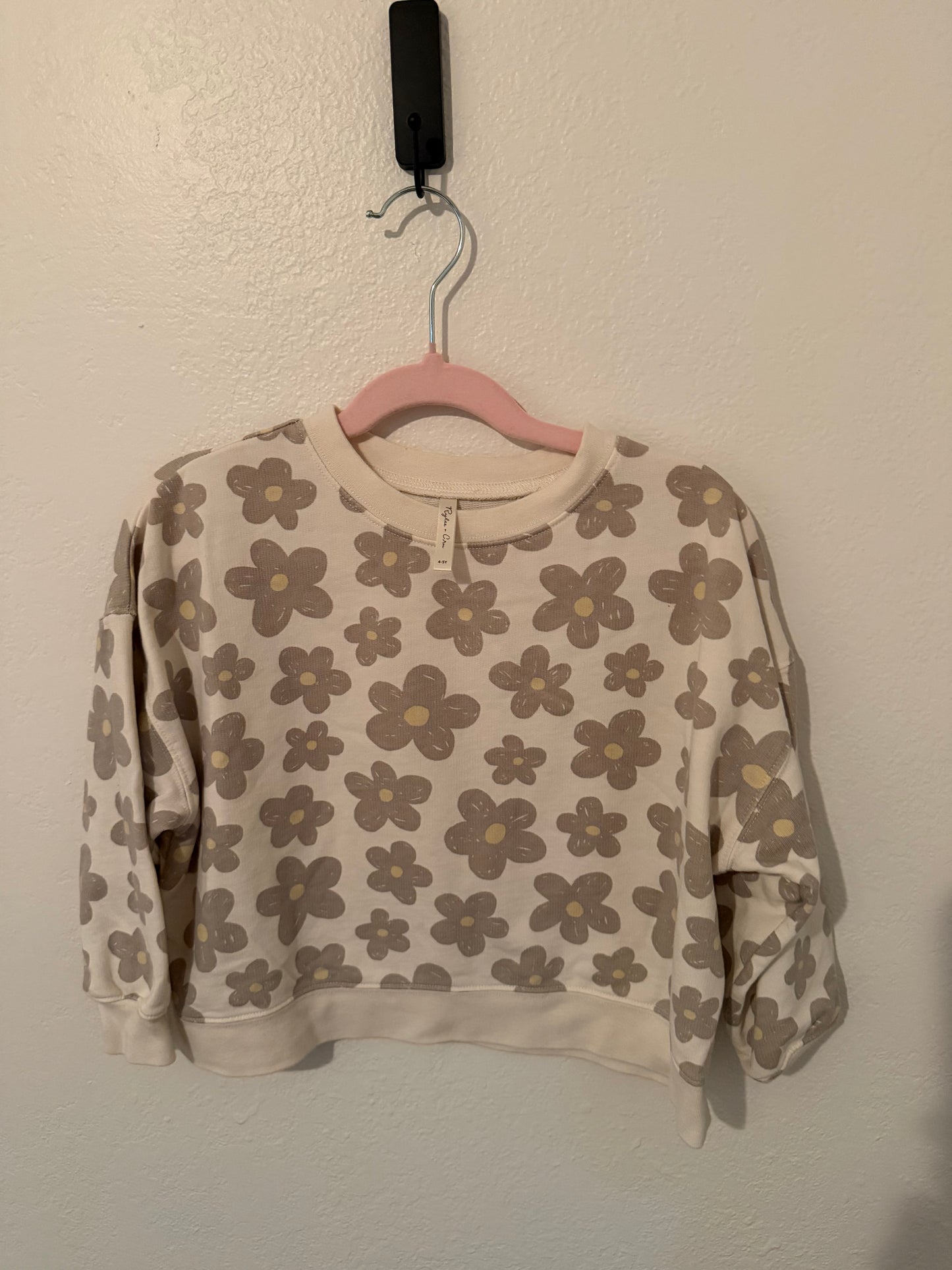 Rylee & Cru Floral Sweatshirt Size 4/5