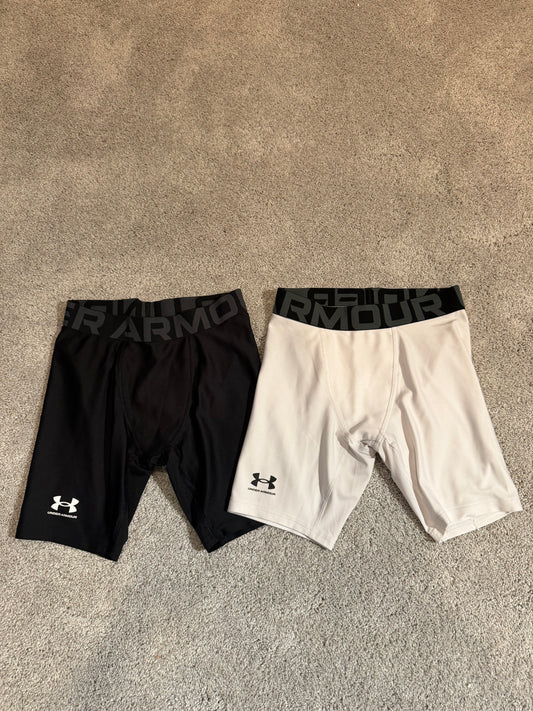 Under Armour Bundle of Fitted Shorts Youth Medium