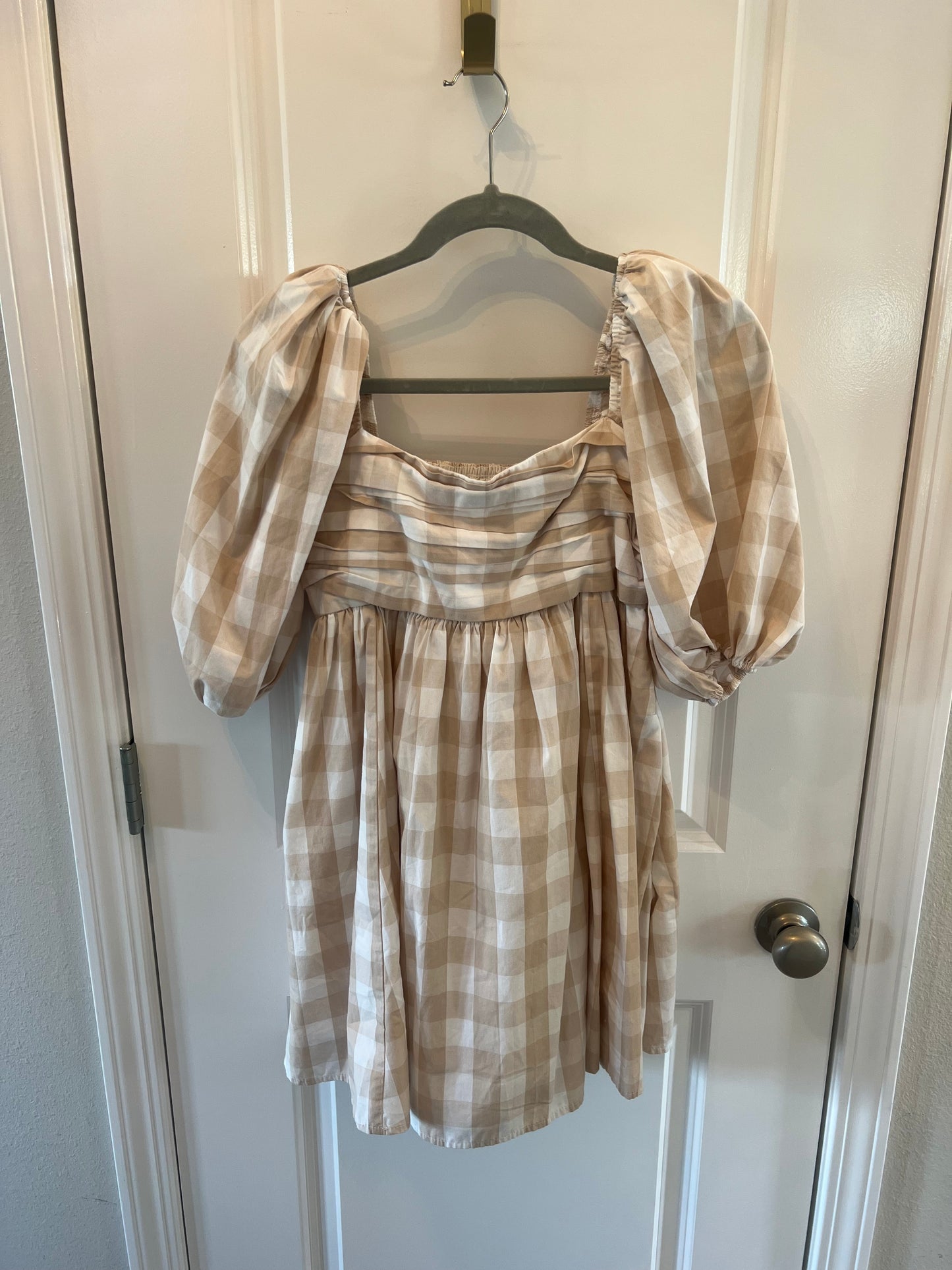 Abercrombie & Fitch Gingham Dress Women’s Size Small Petite Tan