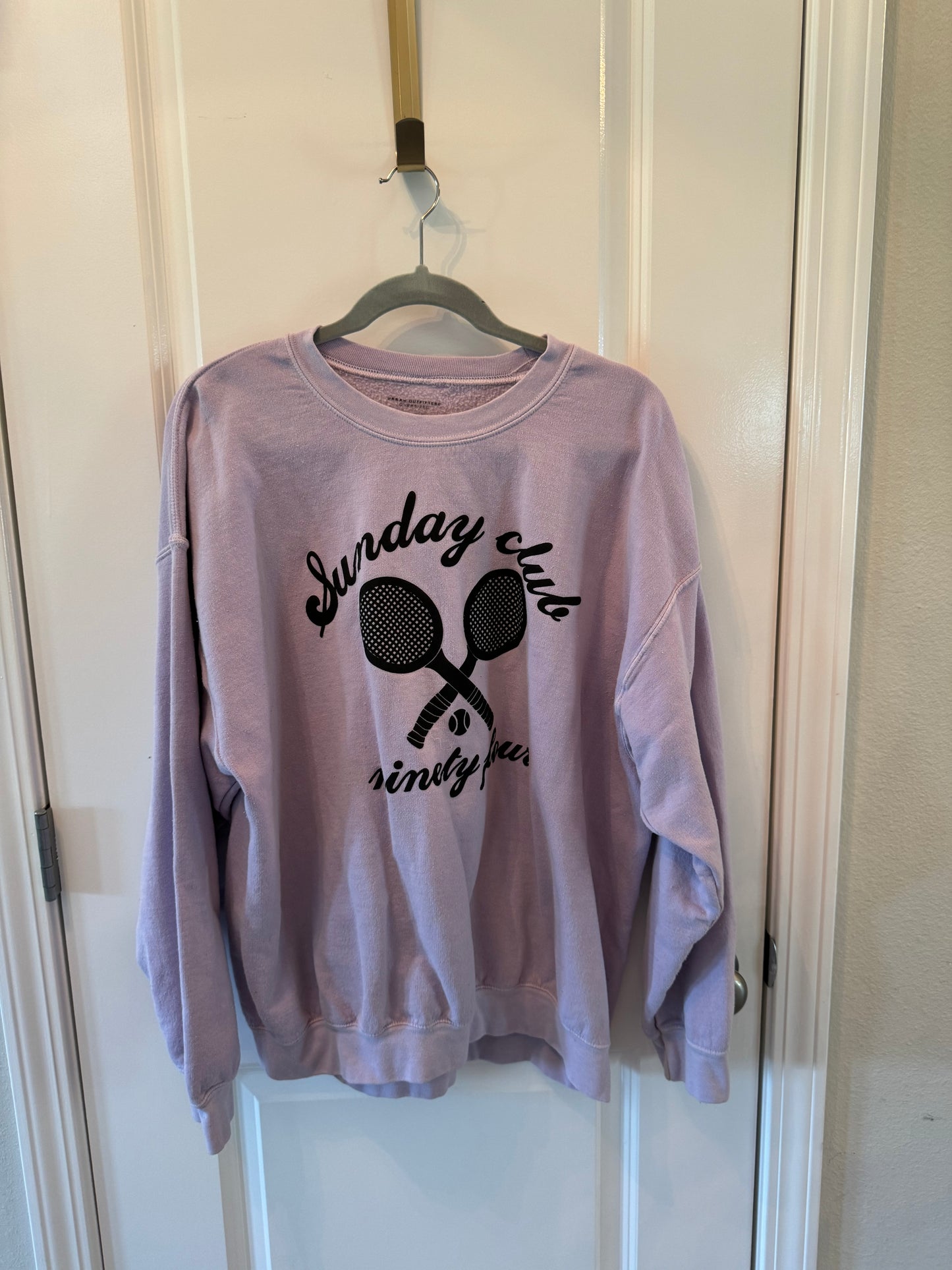 Urban Outfitters Sunday Club Crewneck Graphic Sweatshirt Women’s Size L/XL Lavender