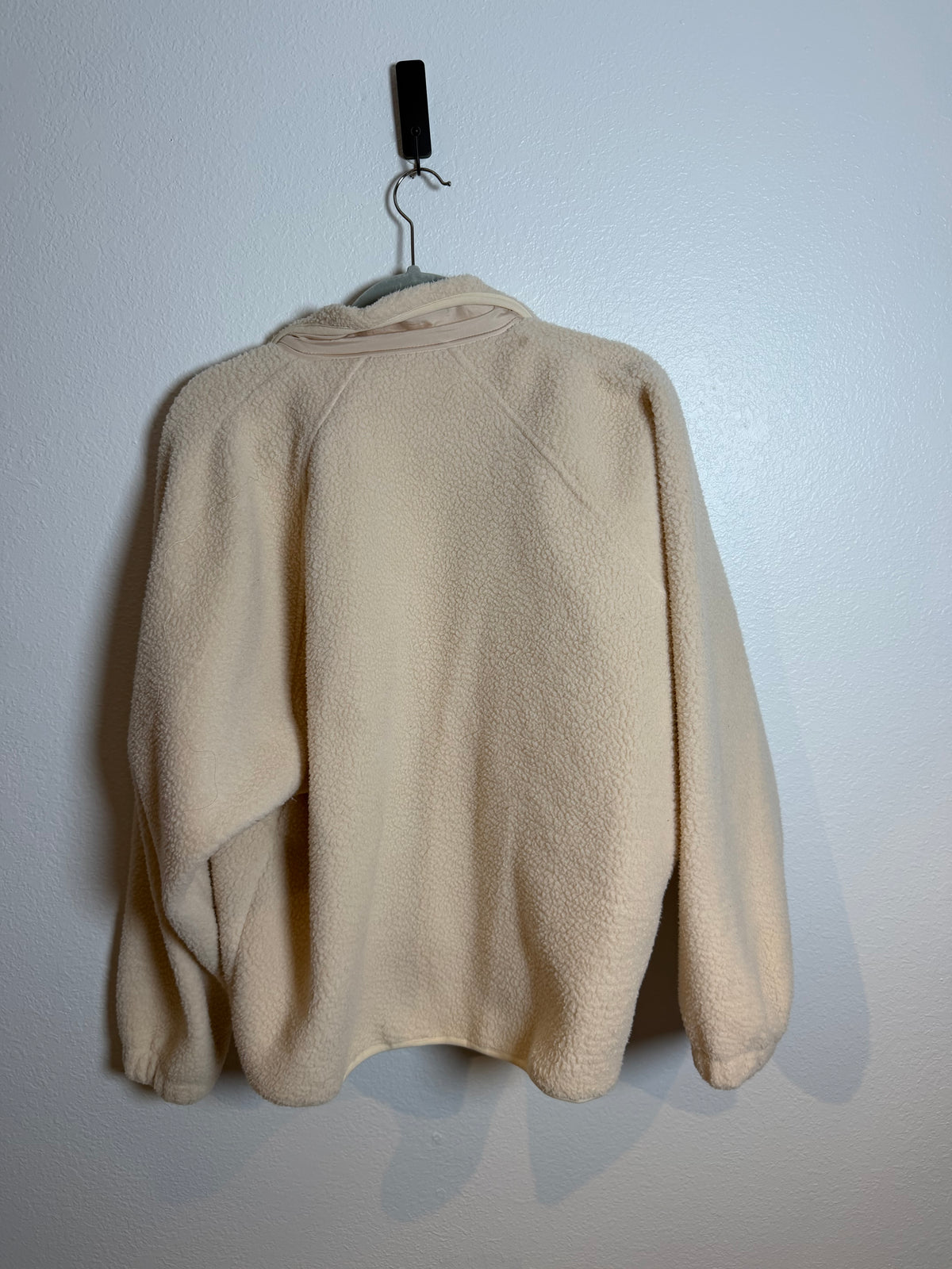 Women’s Cream Jacket Size Large
