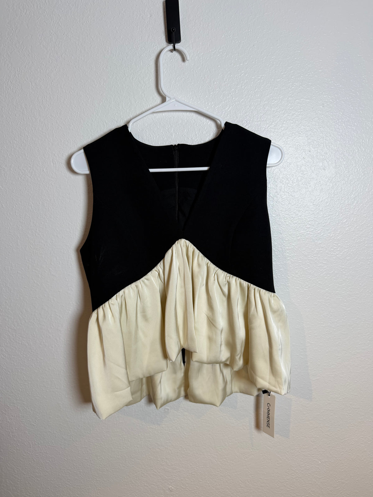 Commense Top Size Medium