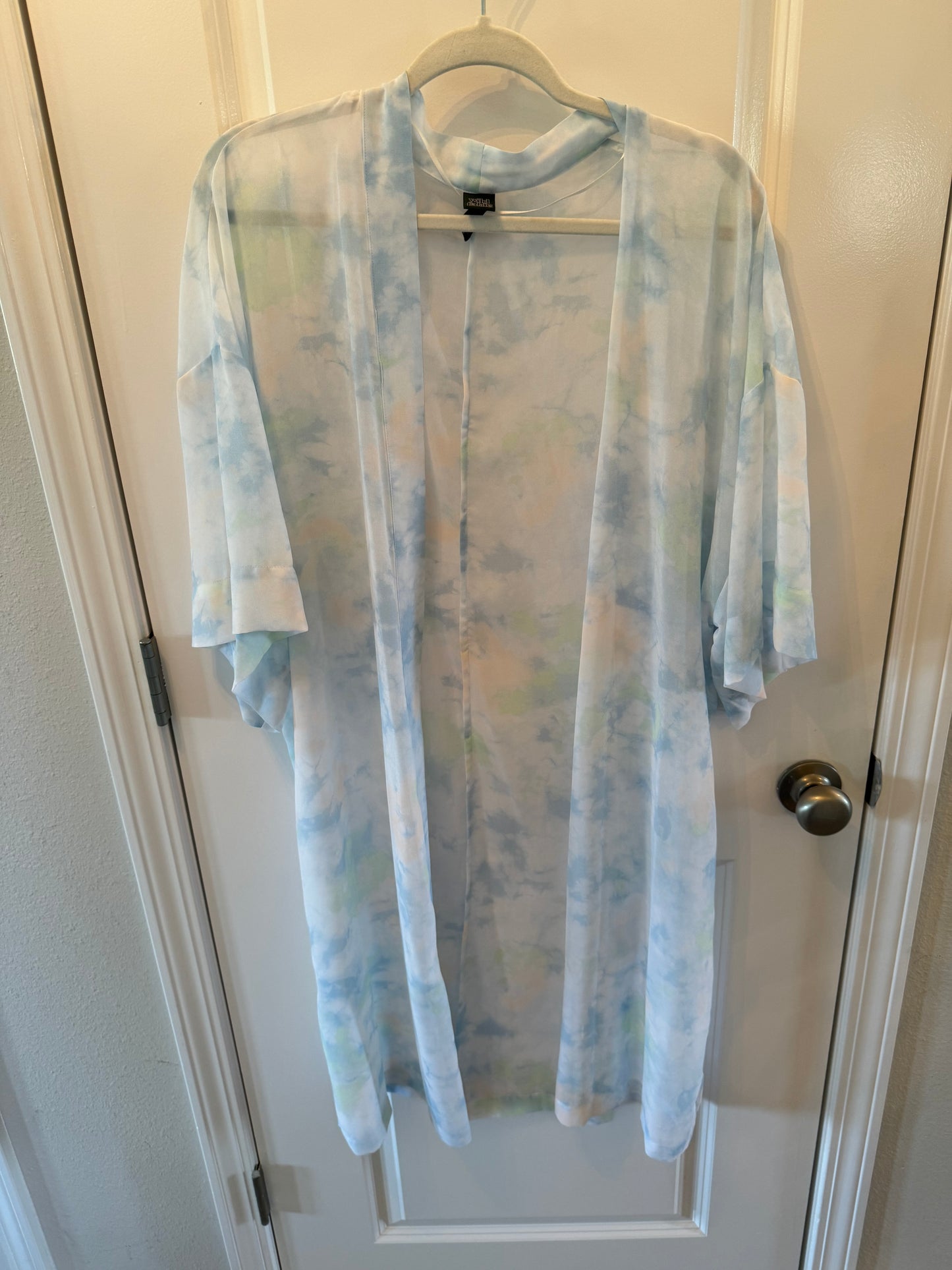 Wild Fable Sheer Floral Long Kimono Women’s One Size White Blue