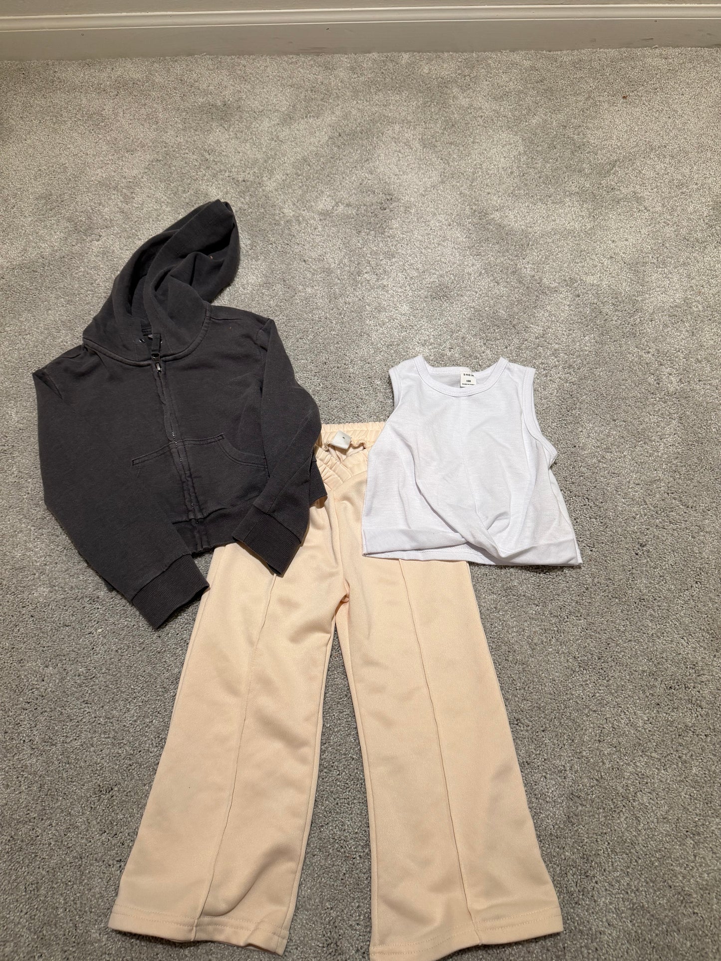 Outfit Bundle Toddler Size 4 Years