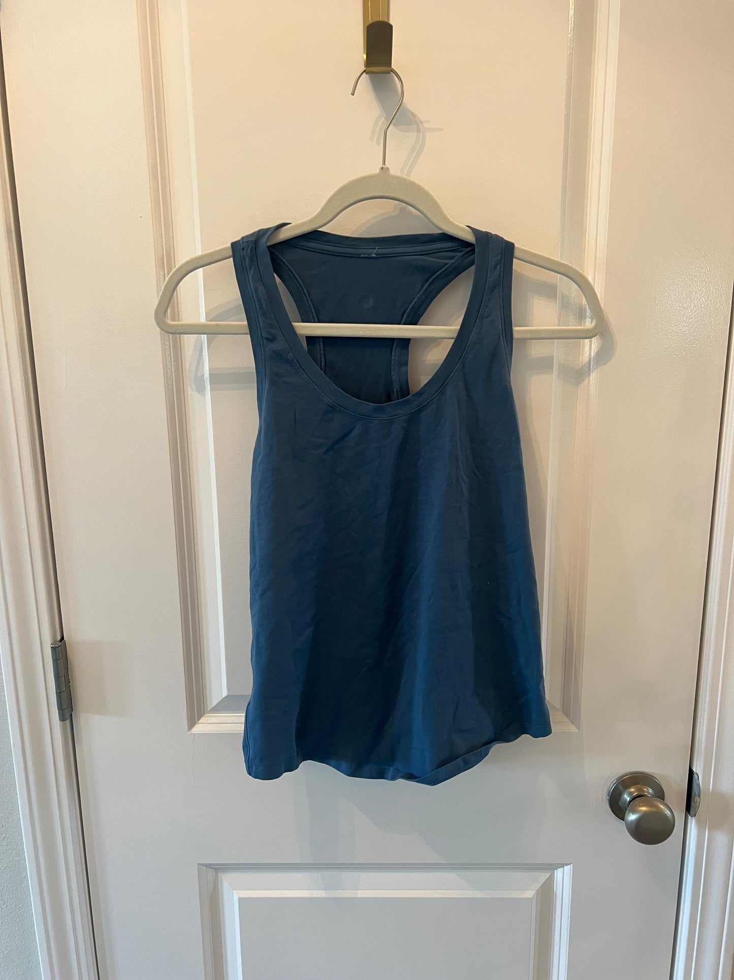 Lululemon Racerback Tank Women’s Size 4 Dark Blue