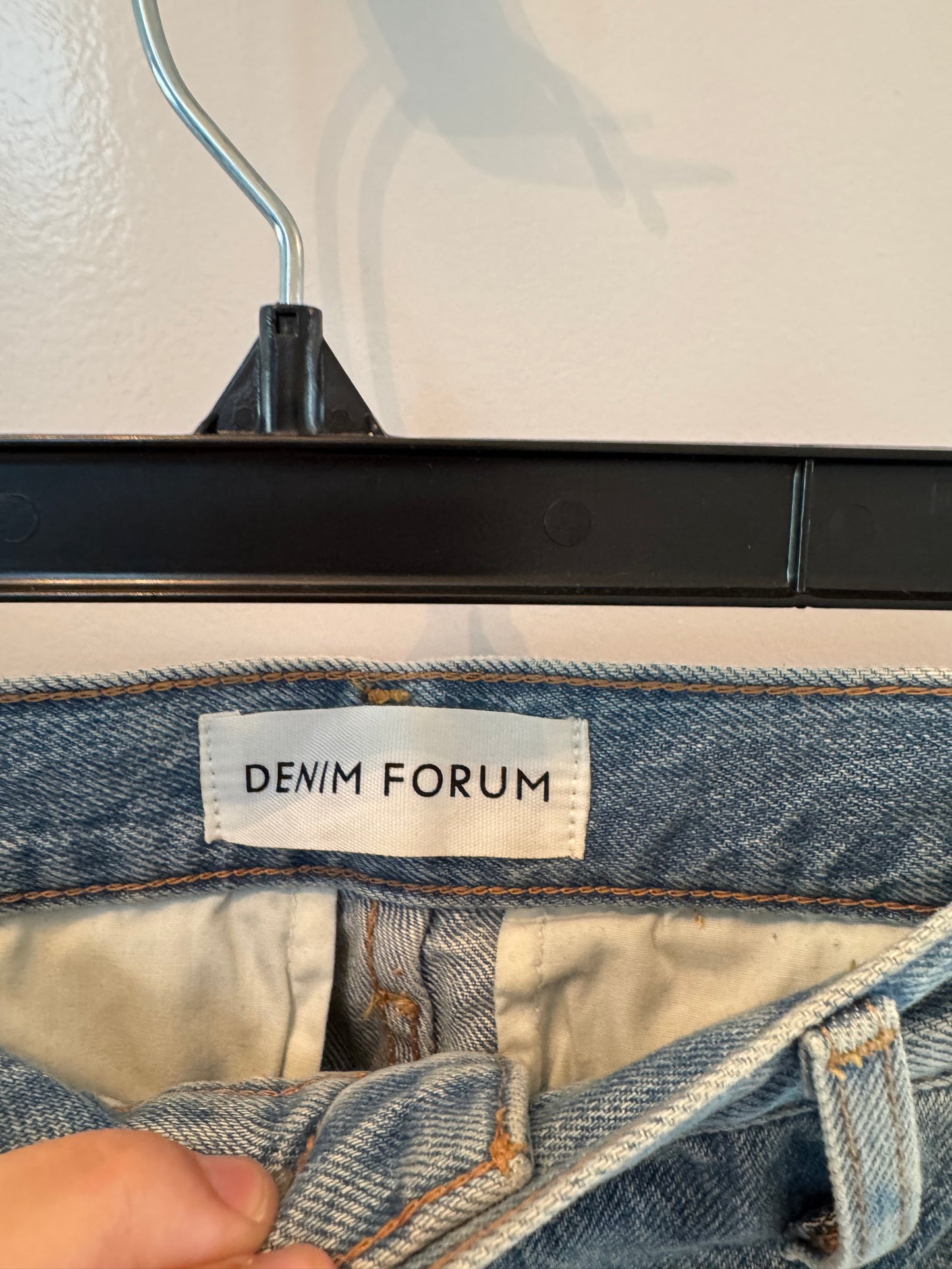 Aritzia x Denim Forum 90s Millie Cargo Jeans Women’s Size 29