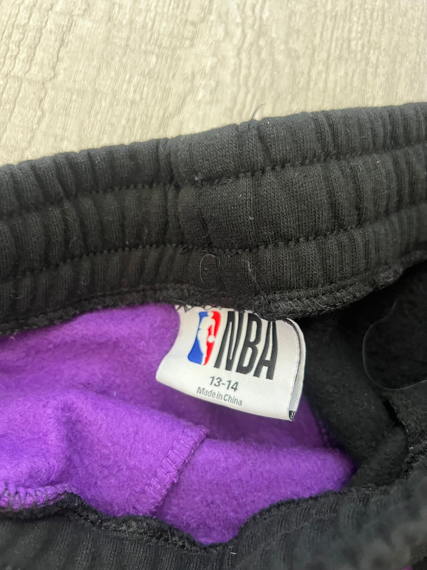 NBA LA Lakers Sweatpants Youth Boy’s Size 13-14 Years Black Purple