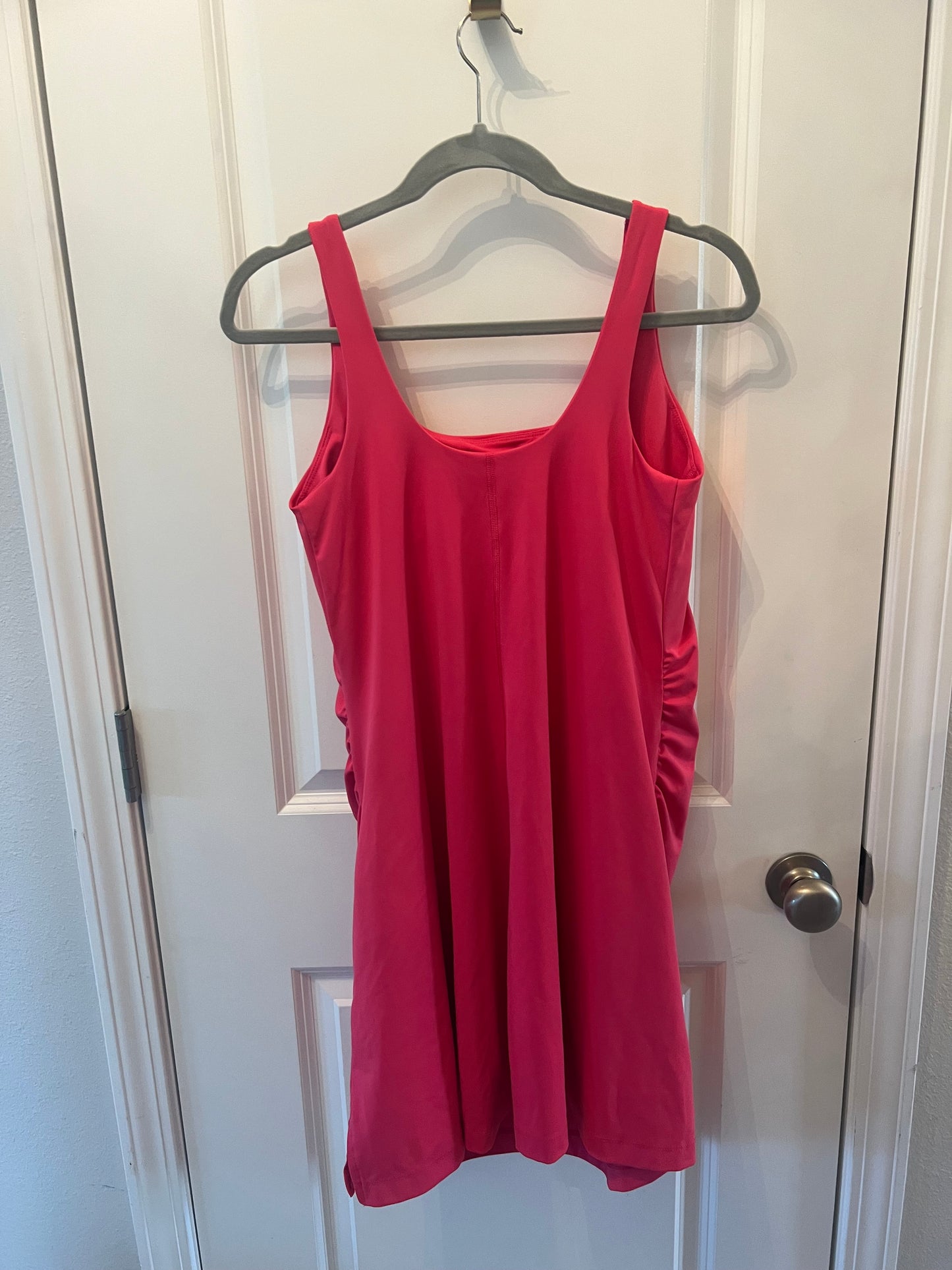 Women’s Old Navy Active Dress Size Medium