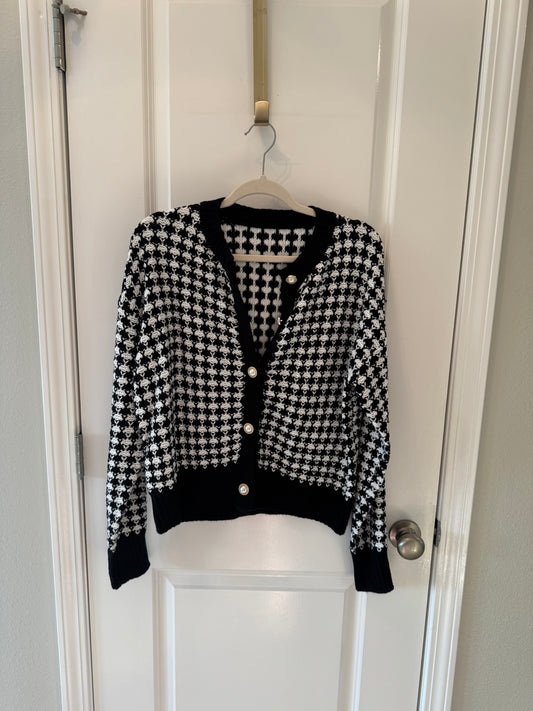 Oversized Houndstooth Cardigan Women’s Medium Black