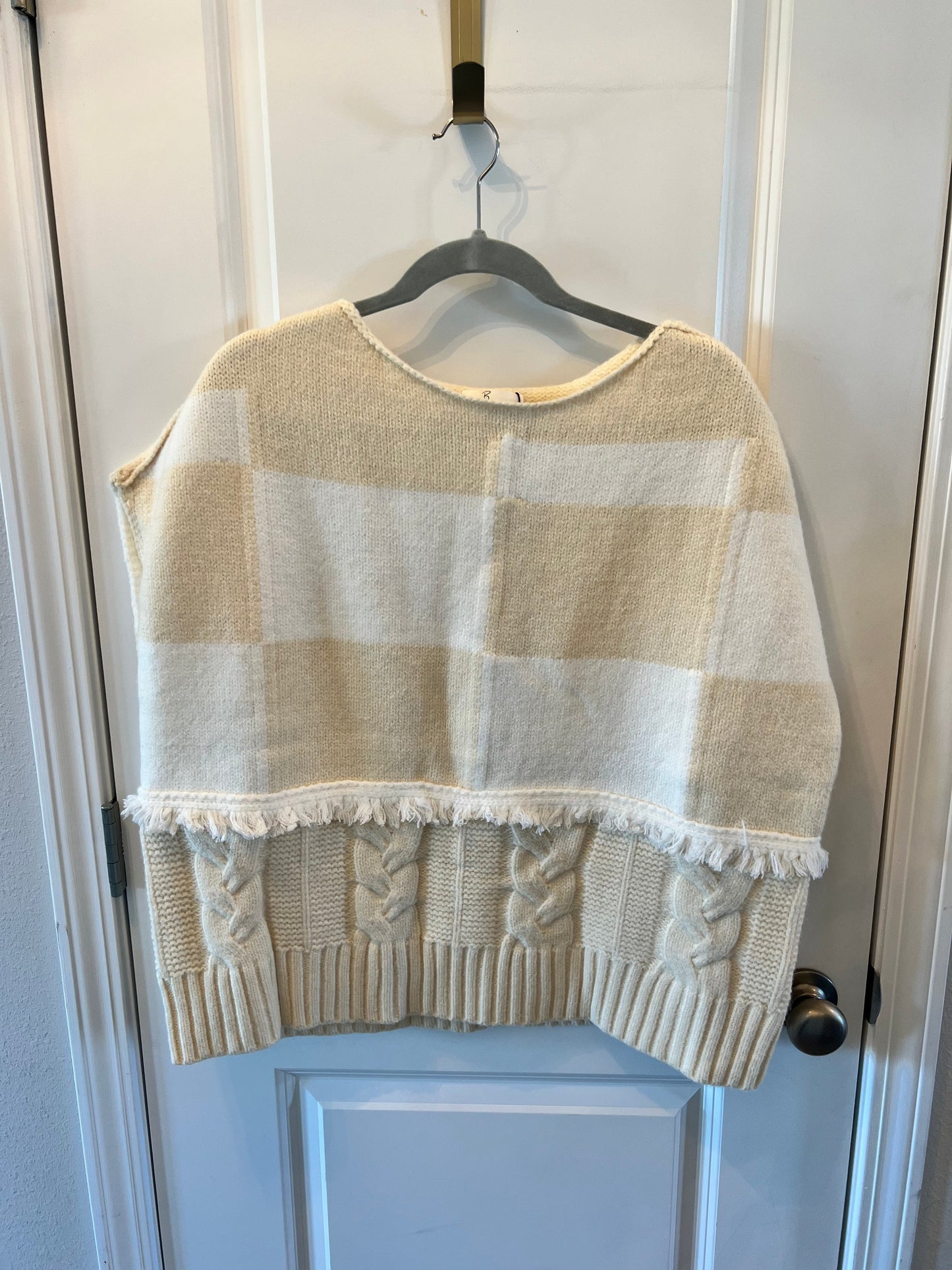 Boheme Checker Print Sweater w Fringe Women's Size Medium 8-10 Cream