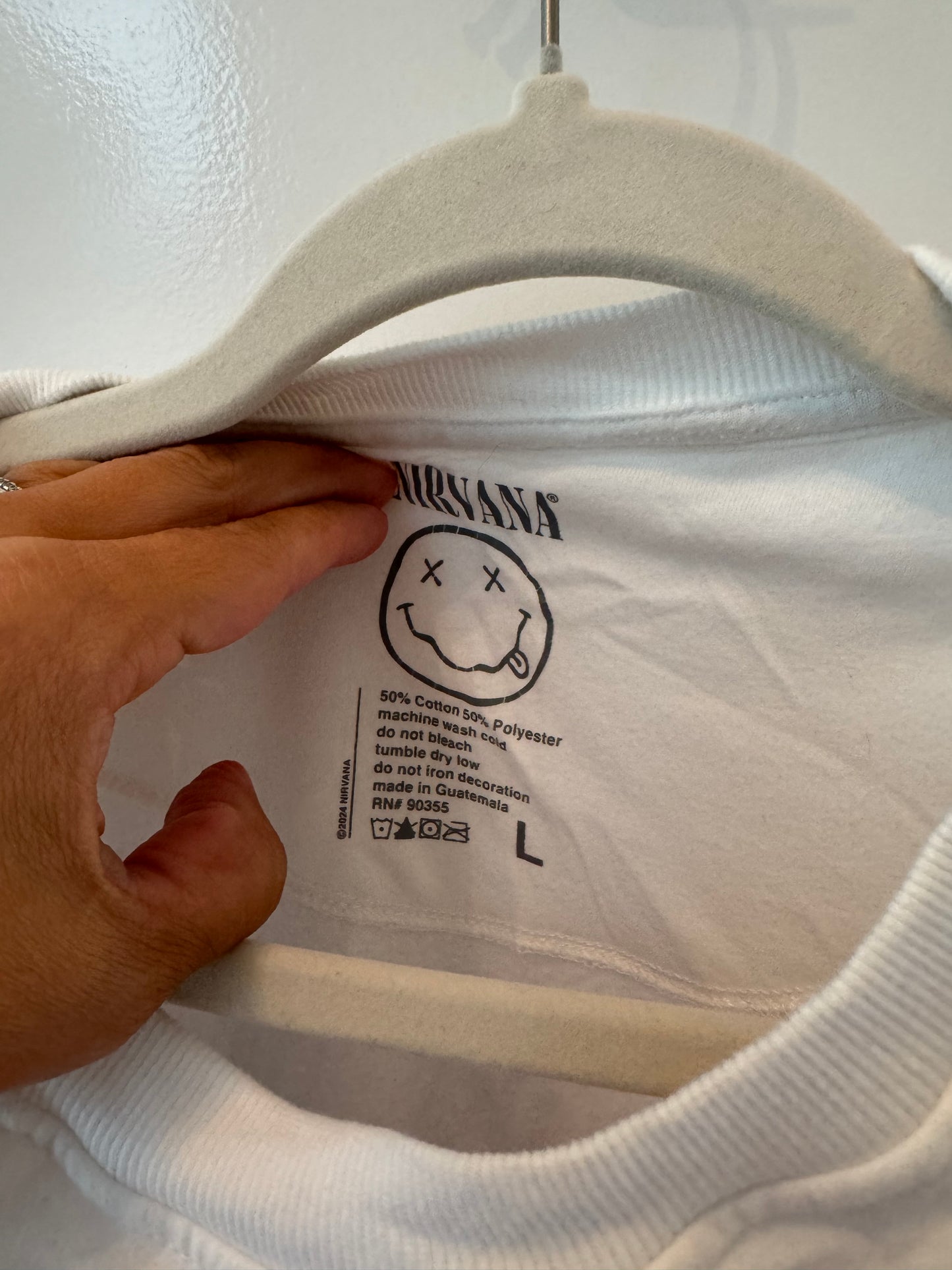 Nirvana Crewneck Graphic Tee Women’s Large White