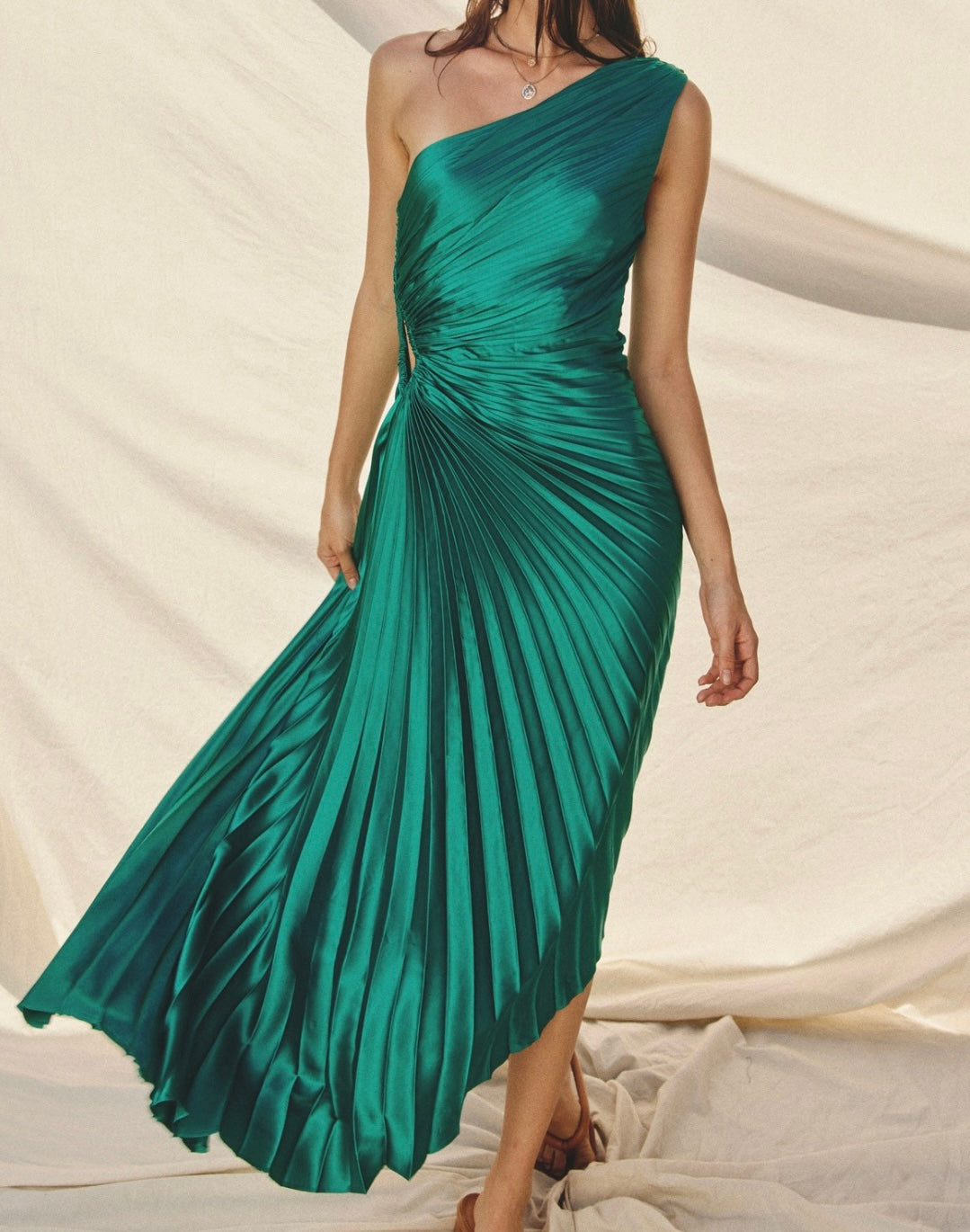 Aakaa Pleated Asymmetrical Dress Women’s Small Green NWT