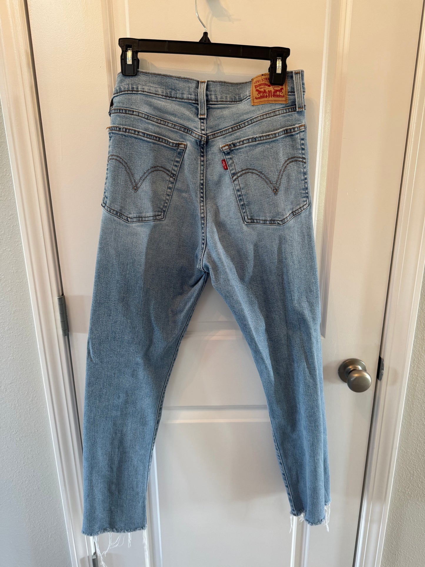 Levi’s Wedgie Straight Size 30