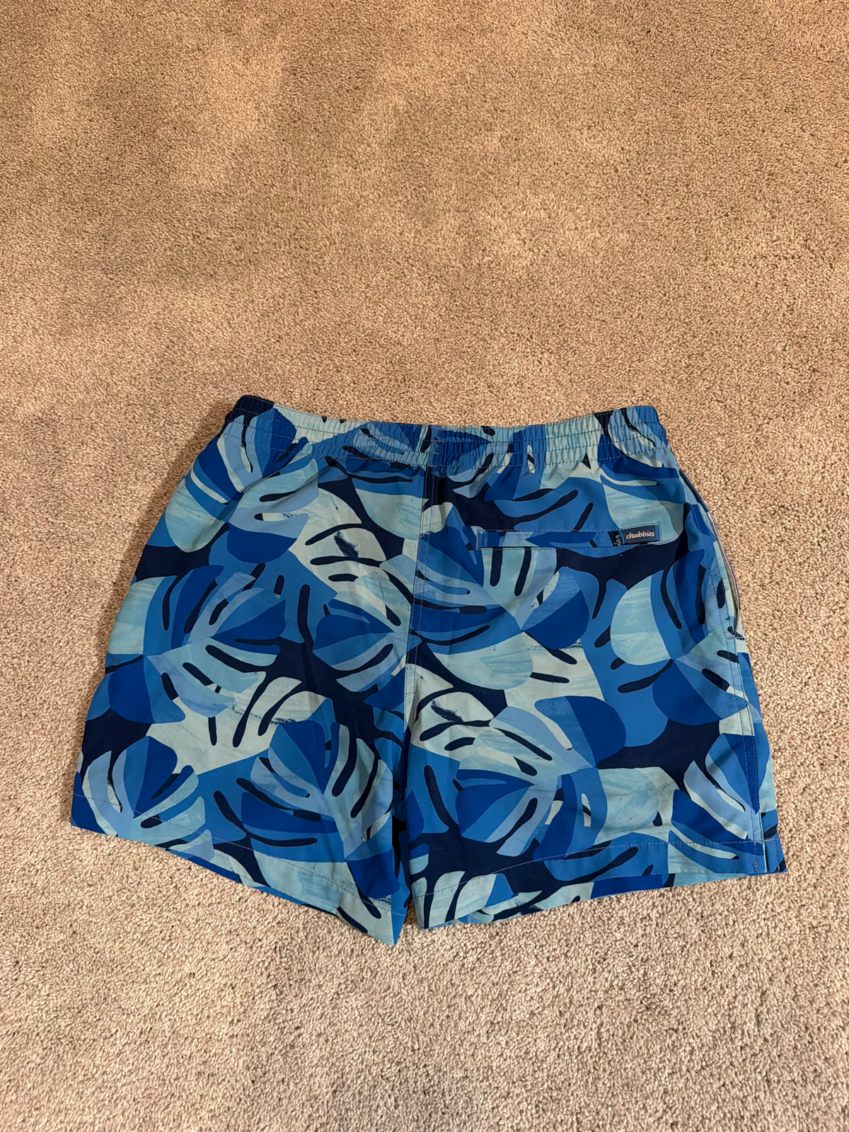 Chubbies Men’s swim trunks size small