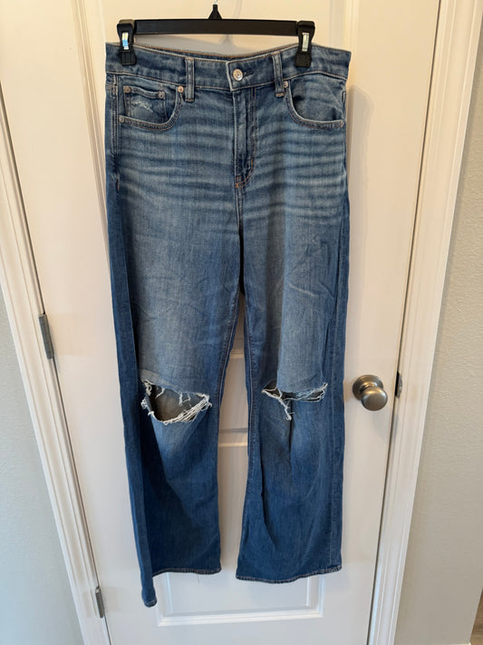 American Eagle Distressed Jeans Women’s 4 Long Mid Wash