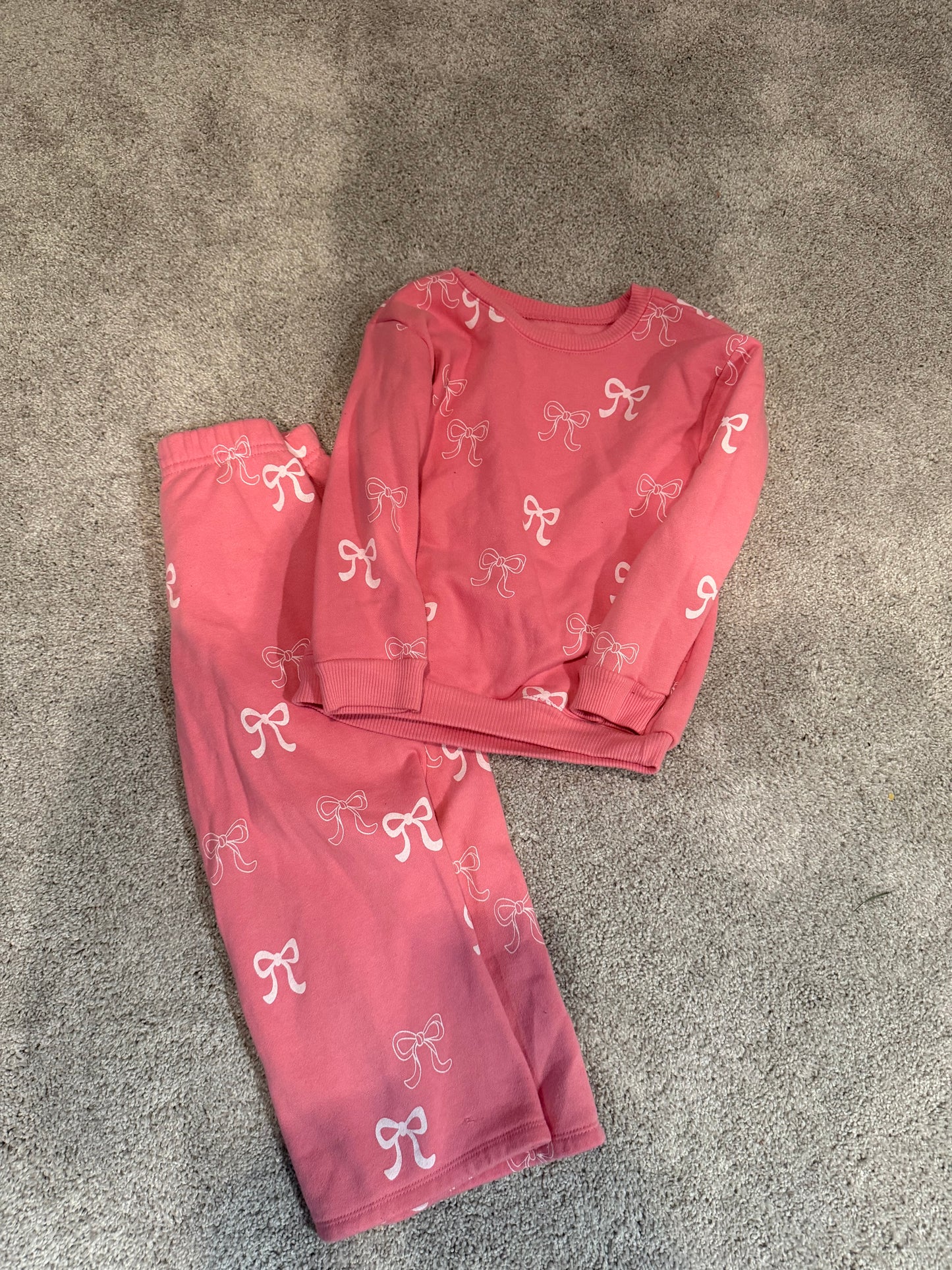 Toddler girl bow set size 4-5T